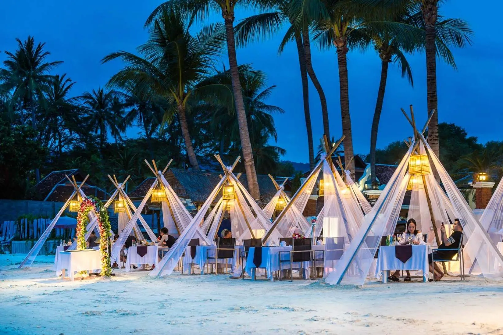 Restaurant/places to eat in Dara Samui Beach Resort Adults Only, Chaweng