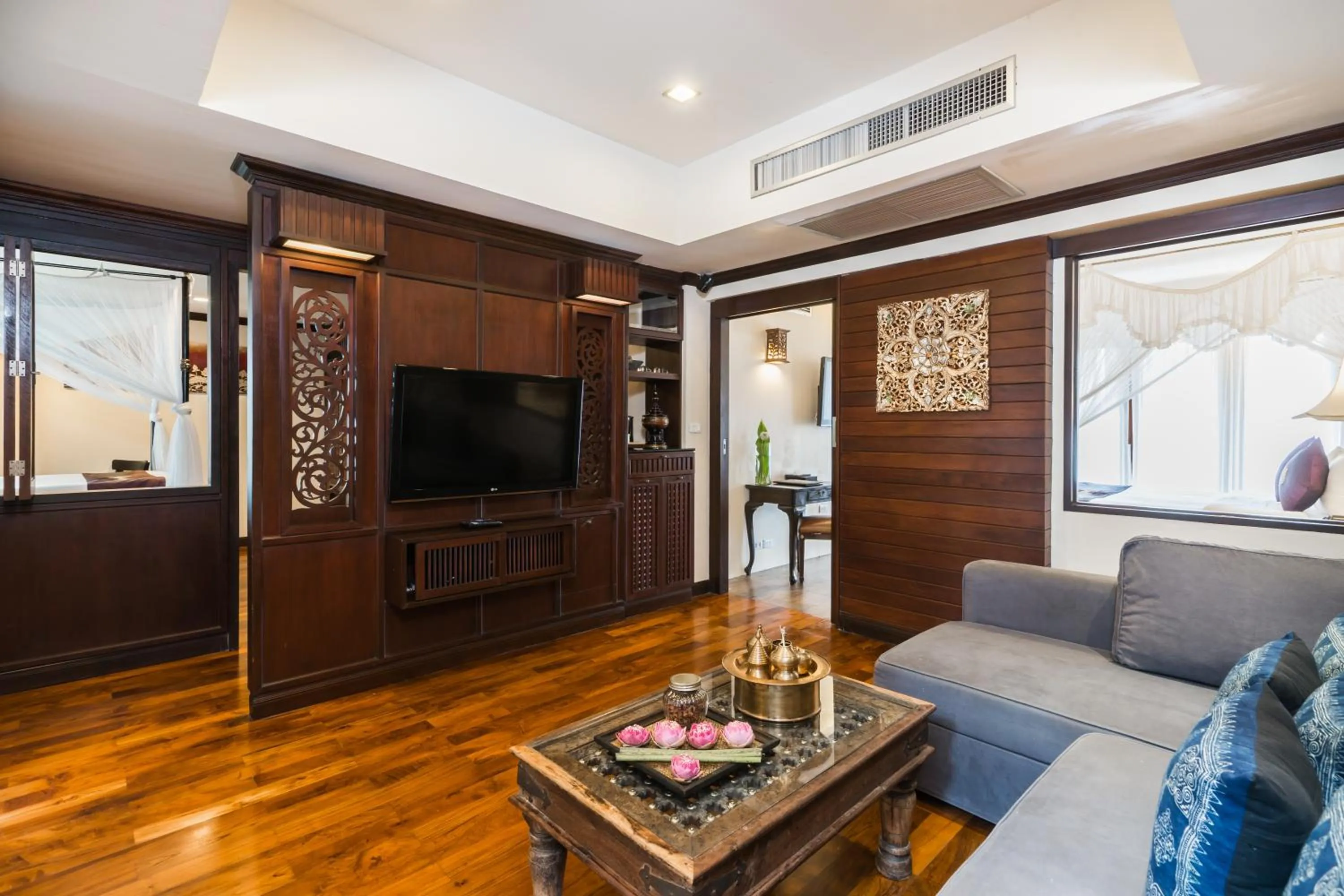 TV and multimedia in Dara Samui Beach Resort Adults Only, Chaweng