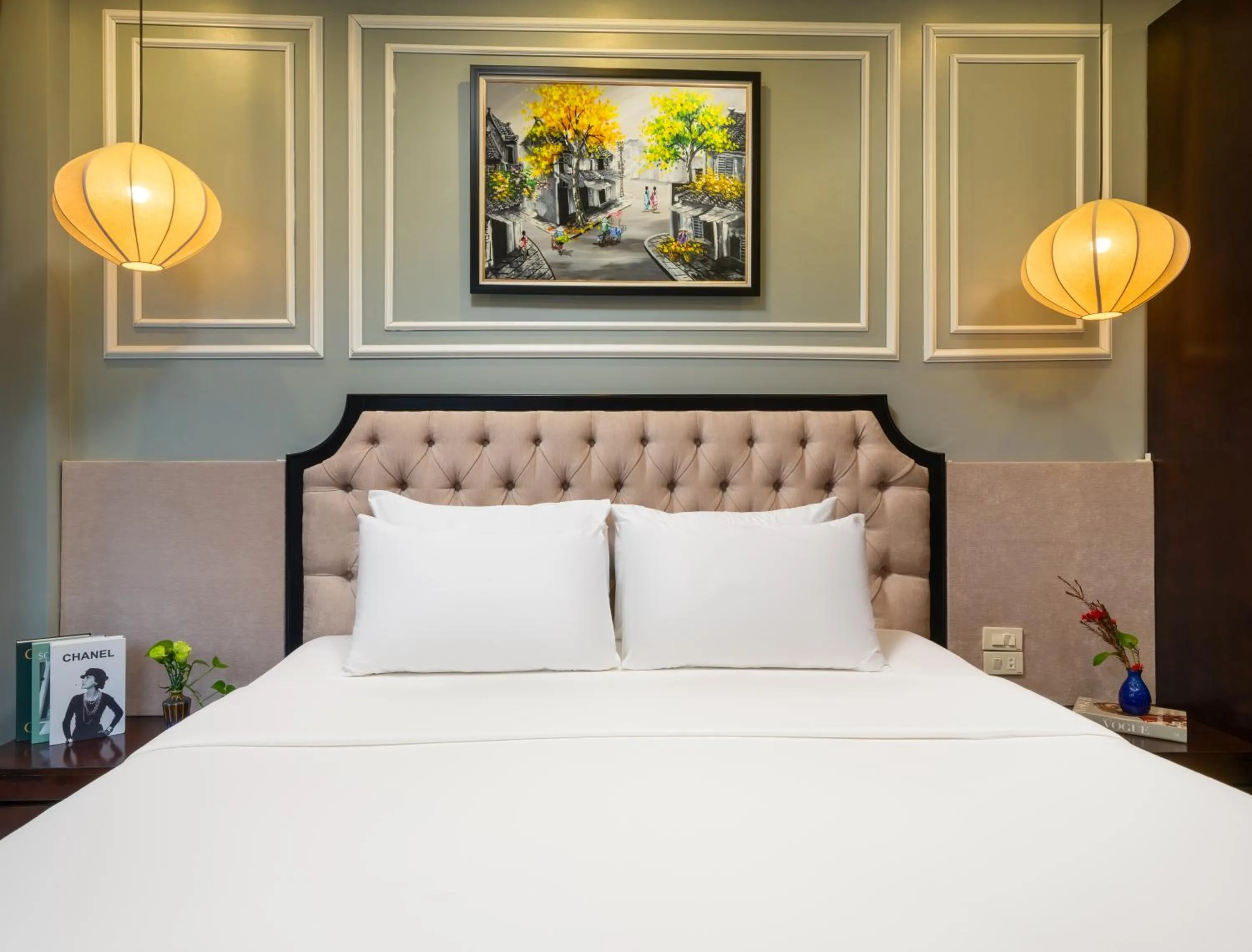 Bed in Bella Rosa Hotel & Travel