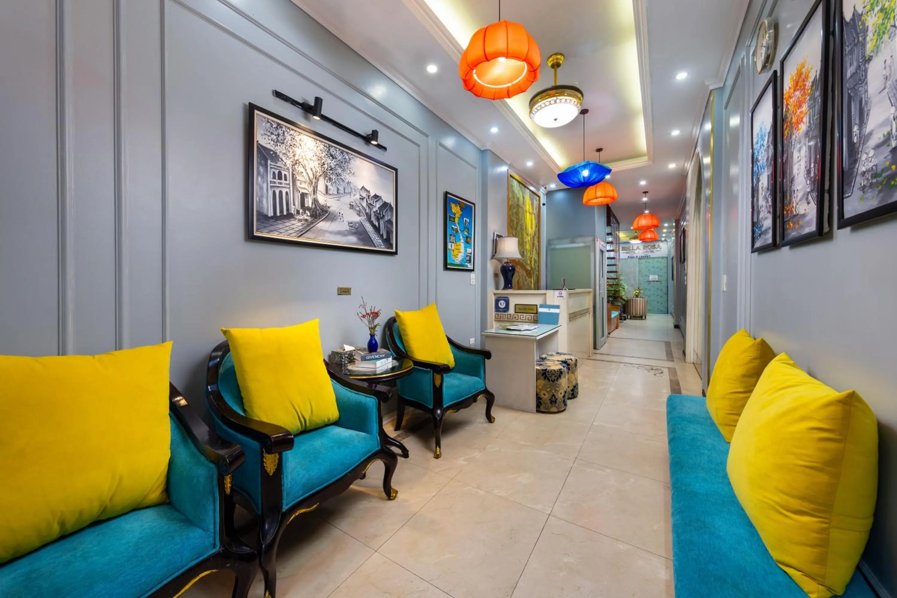 Area and facilities in Bella Rosa Hotel & Travel