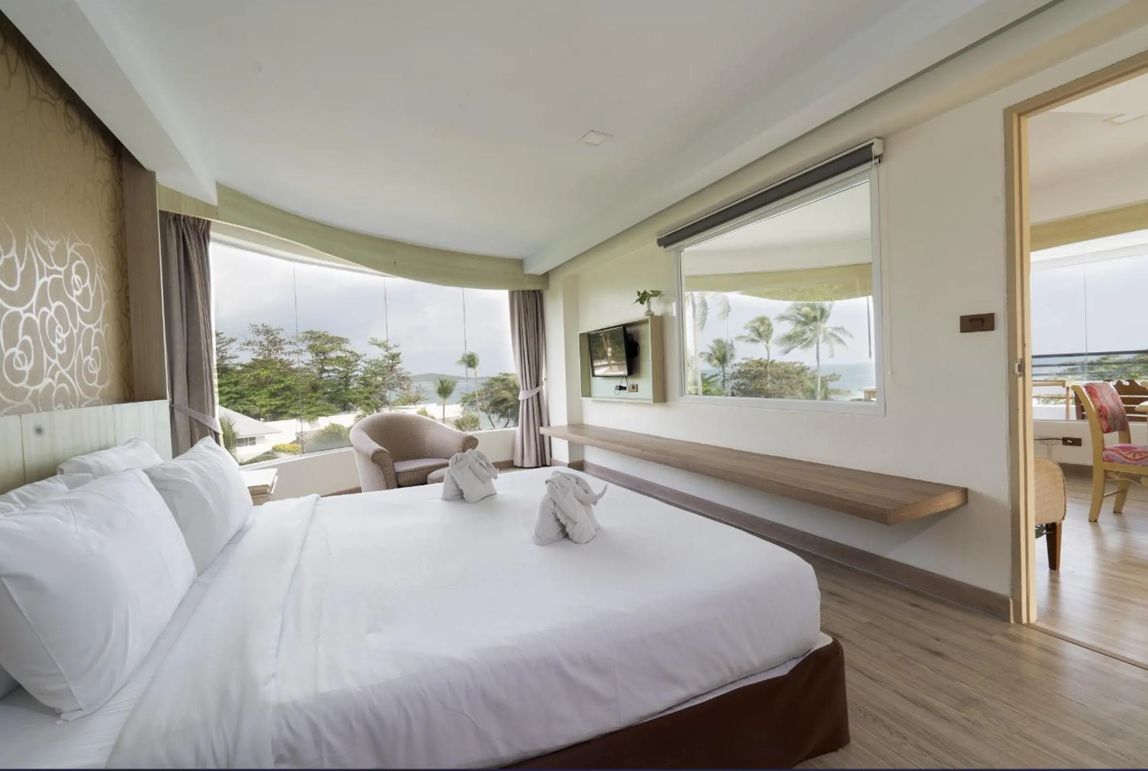 Bed in MATCHA SAMUI RESORT formerly Chaba Samui Resort