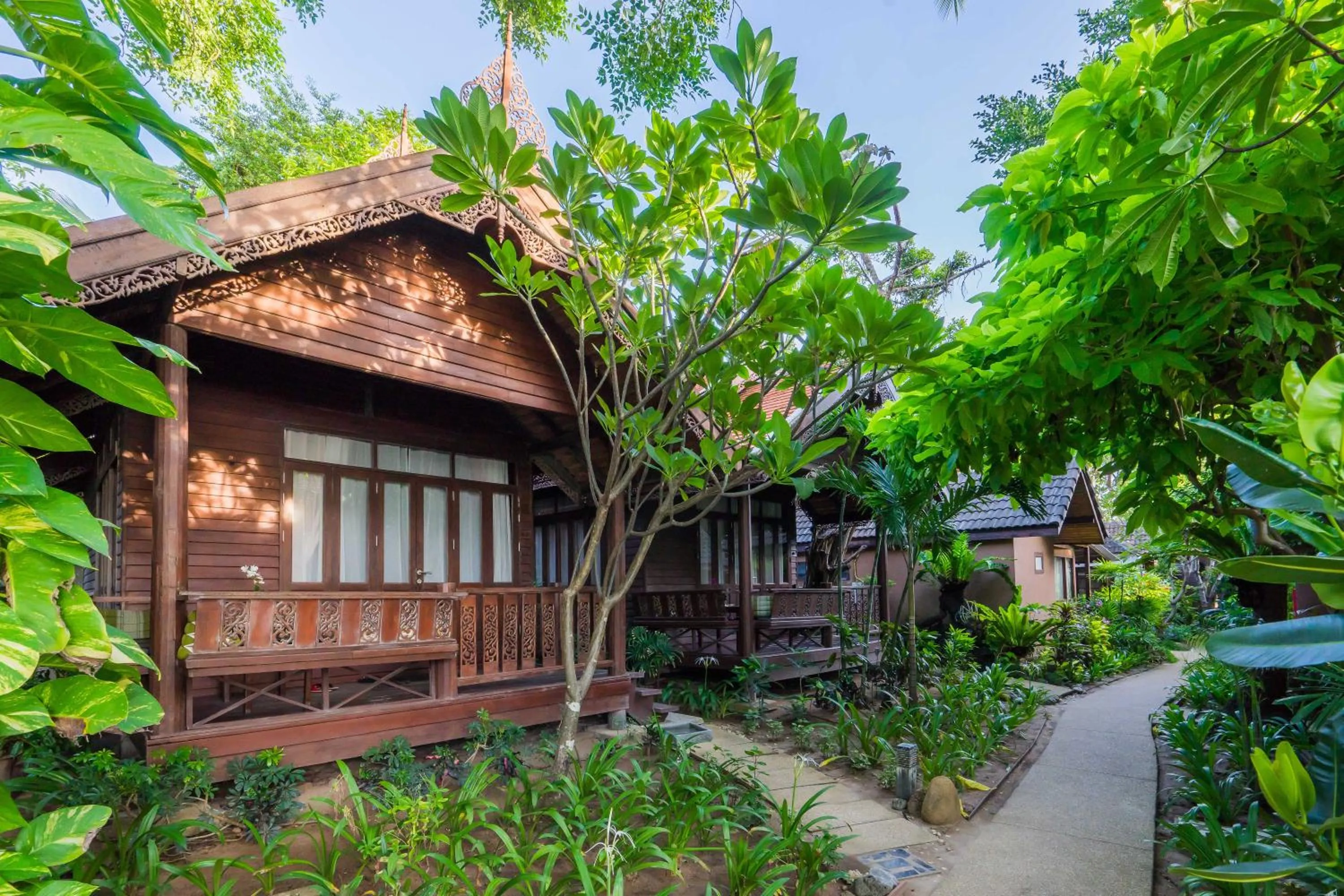 Property building in Samui Paradise Chaweng Beach Resort