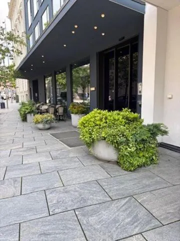 Facade/entrance in Zander K Hotel