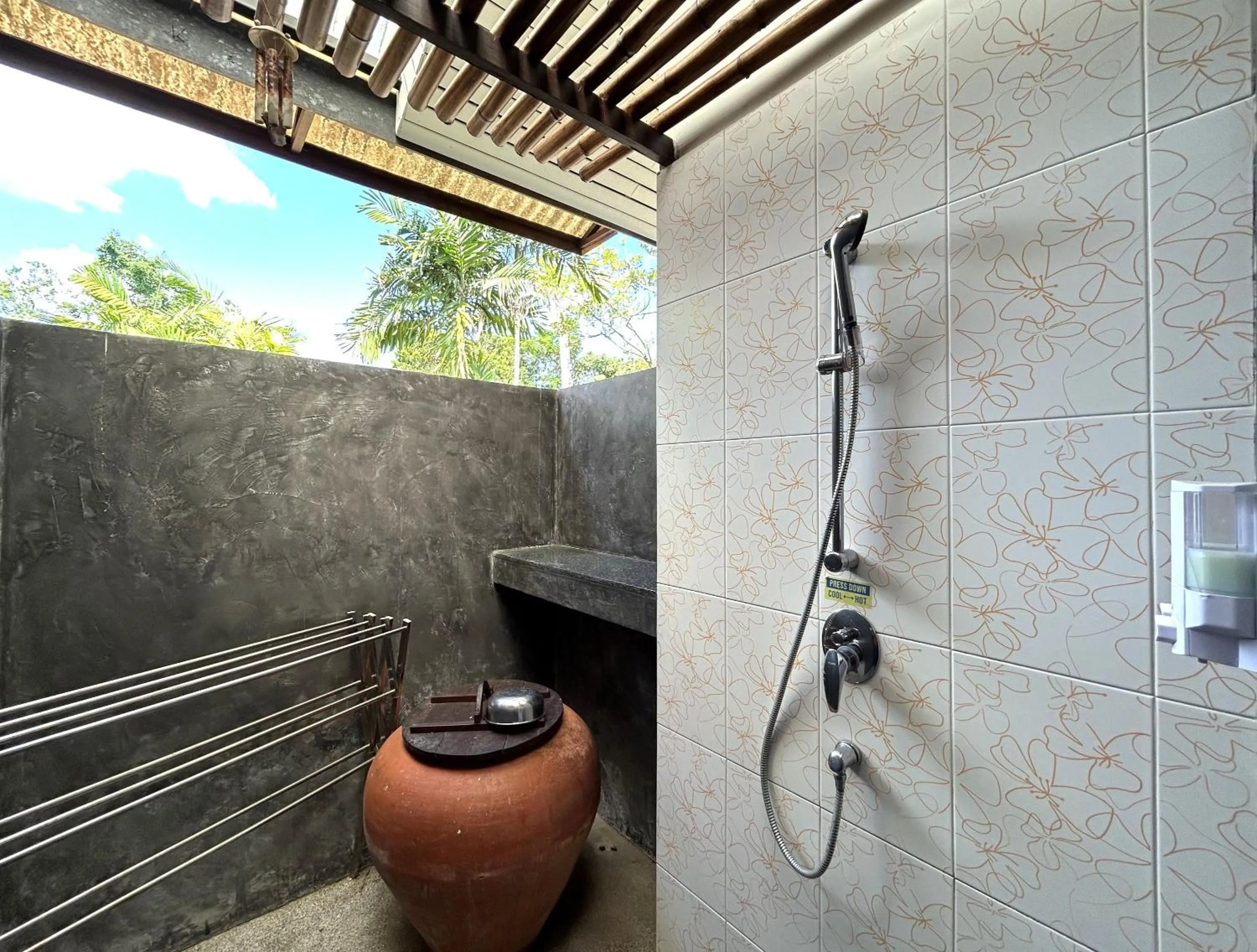 Bathroom in Islanda Hideaway Resort