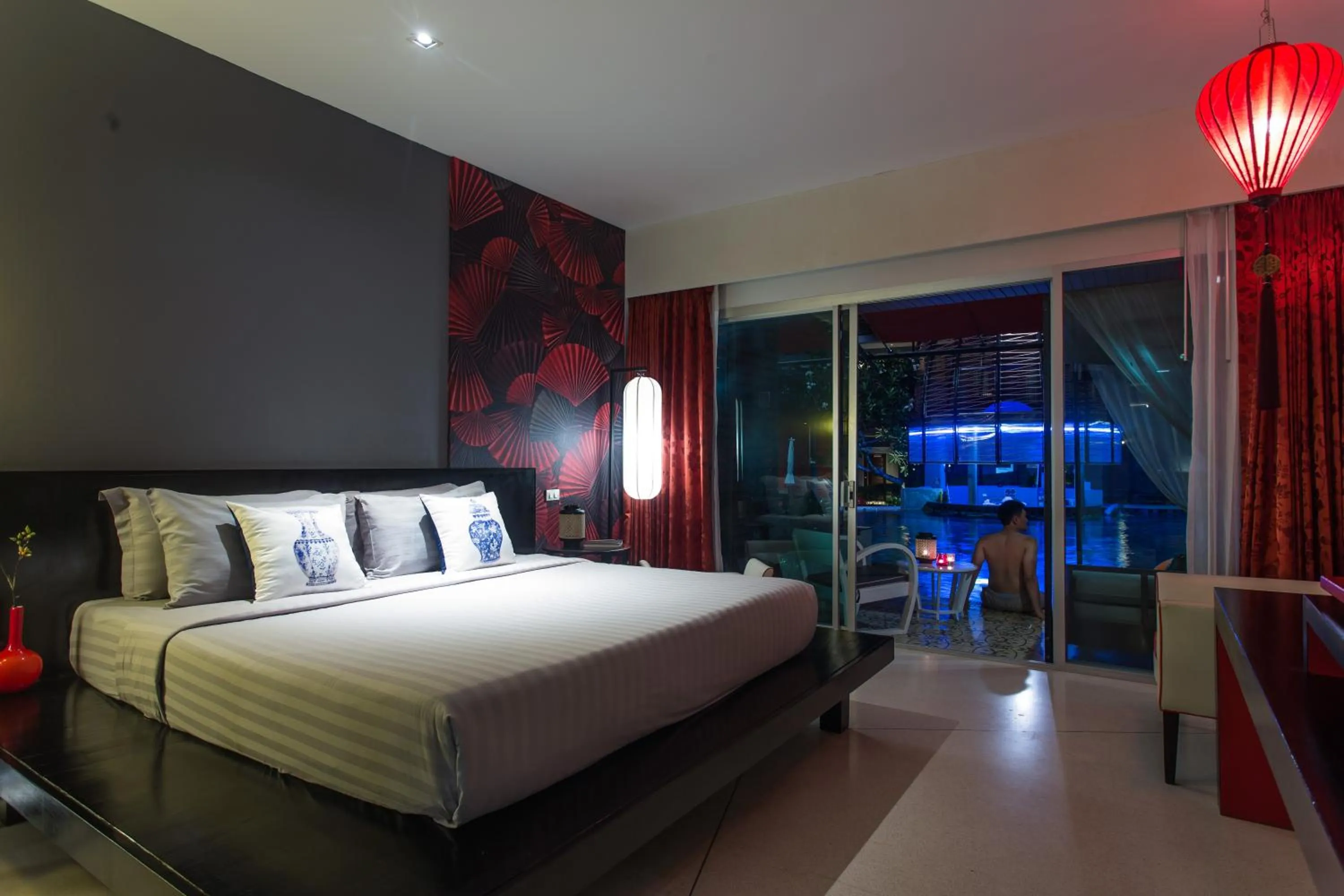 Photo of the whole room, Bed in Red Ginger Chic Resort