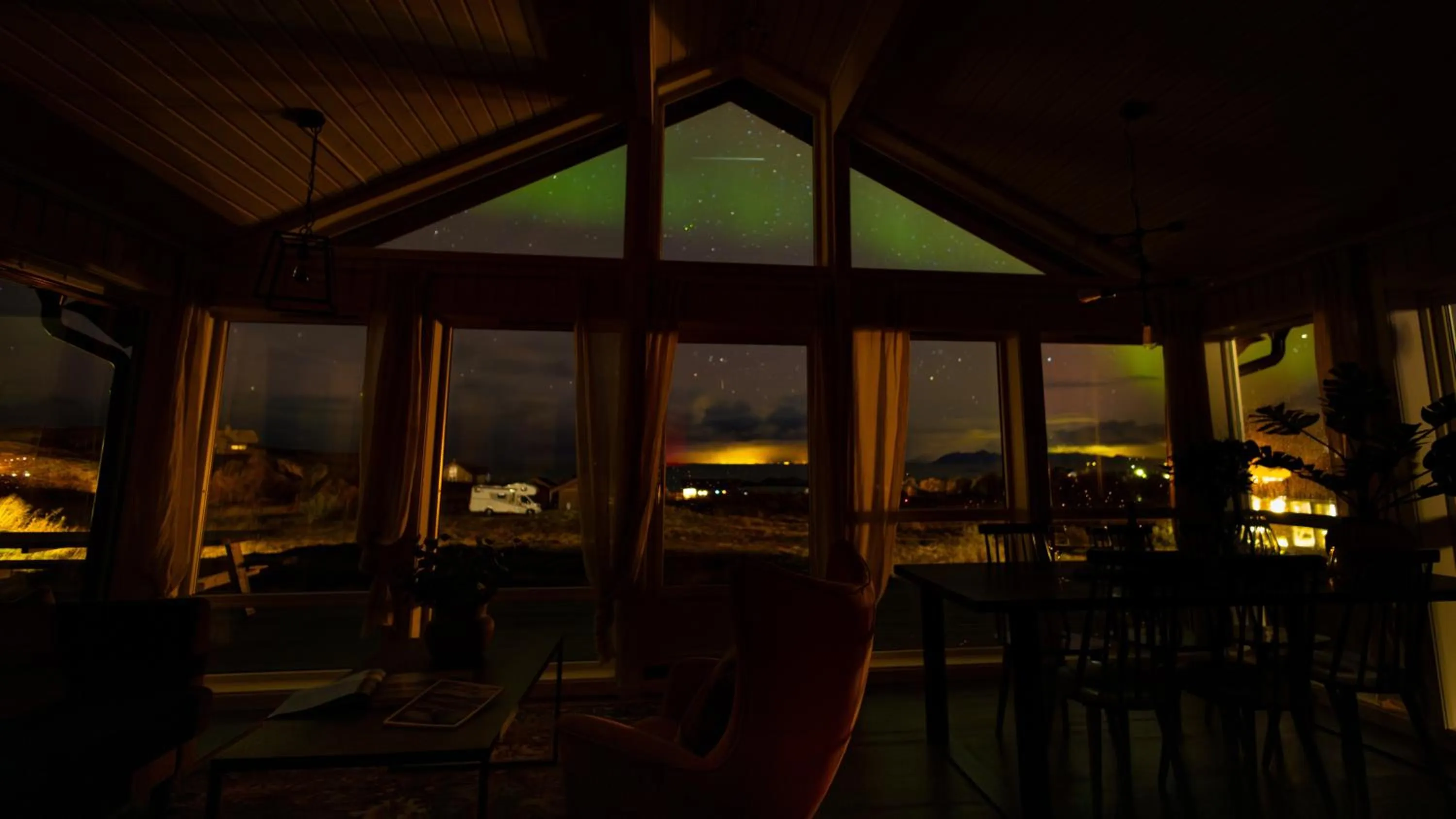 Night in Lofoten Links Lodges