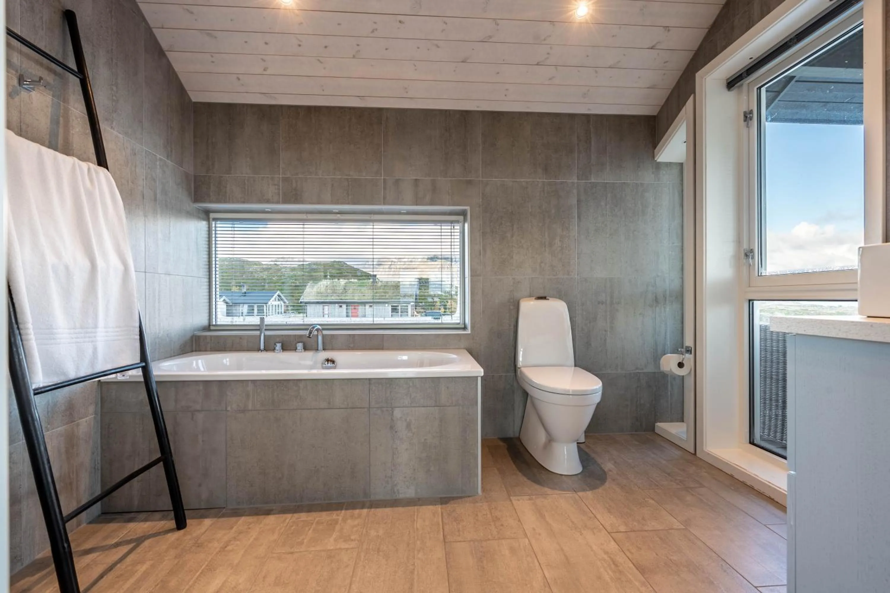 Toilet in Lofoten Links Lodges