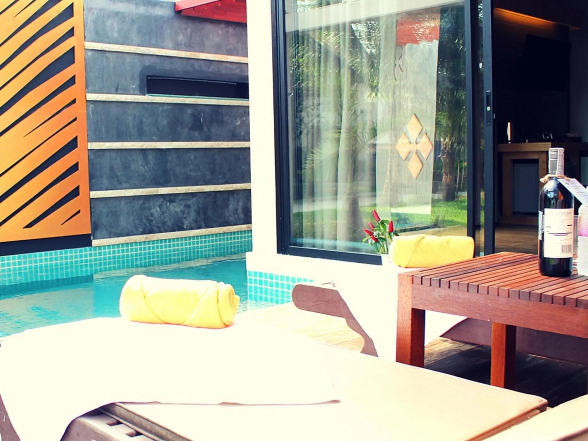 Seating area in Weekender Resort