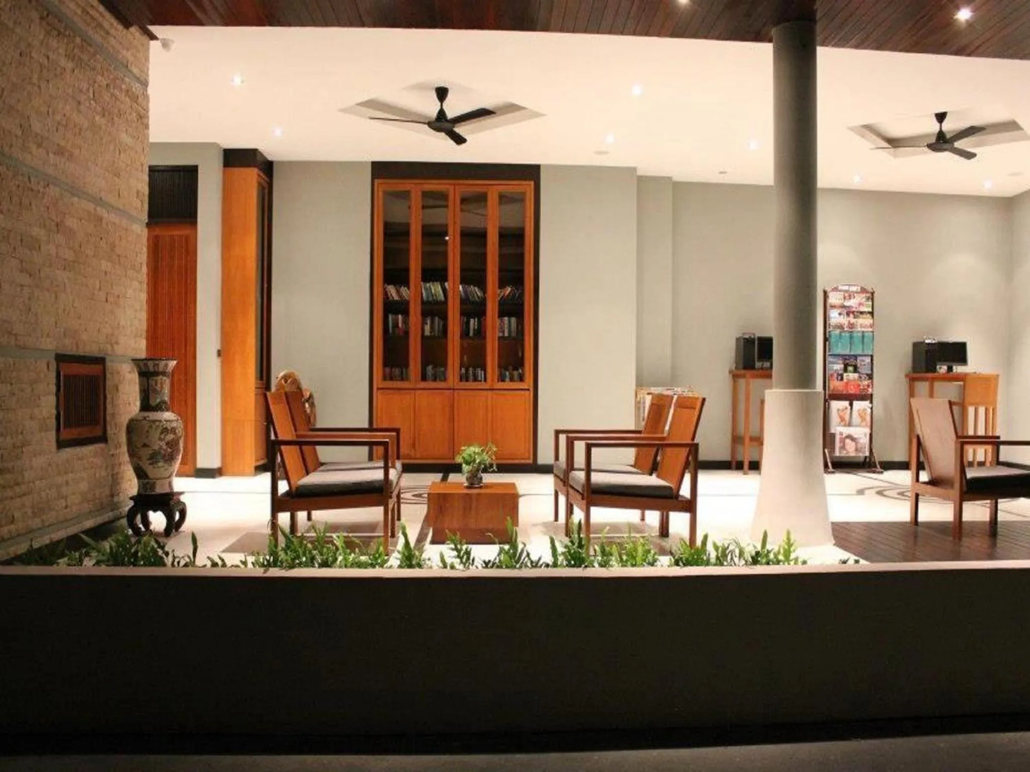 Lobby or reception in Weekender Resort