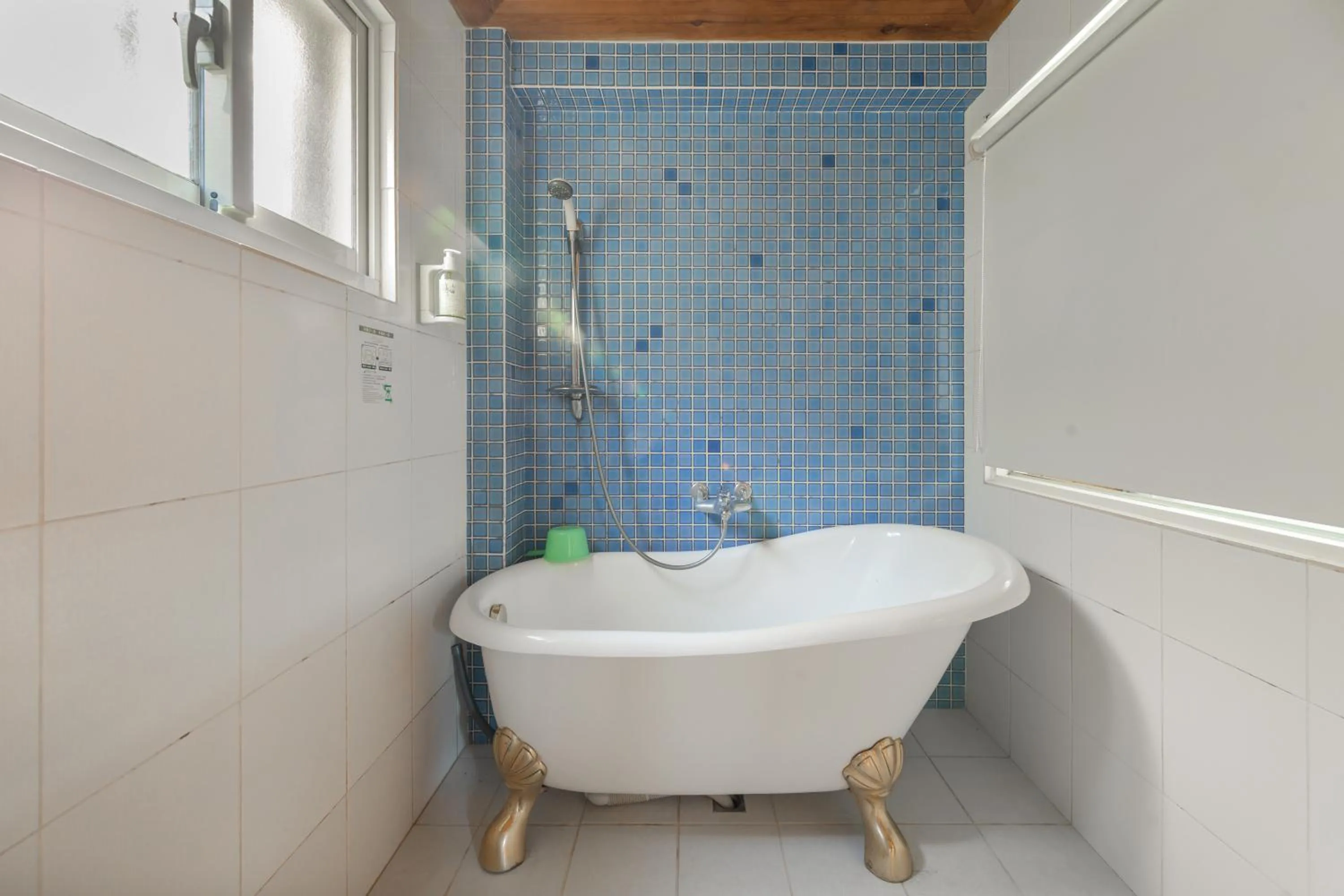 Bath in Green Forest Villa