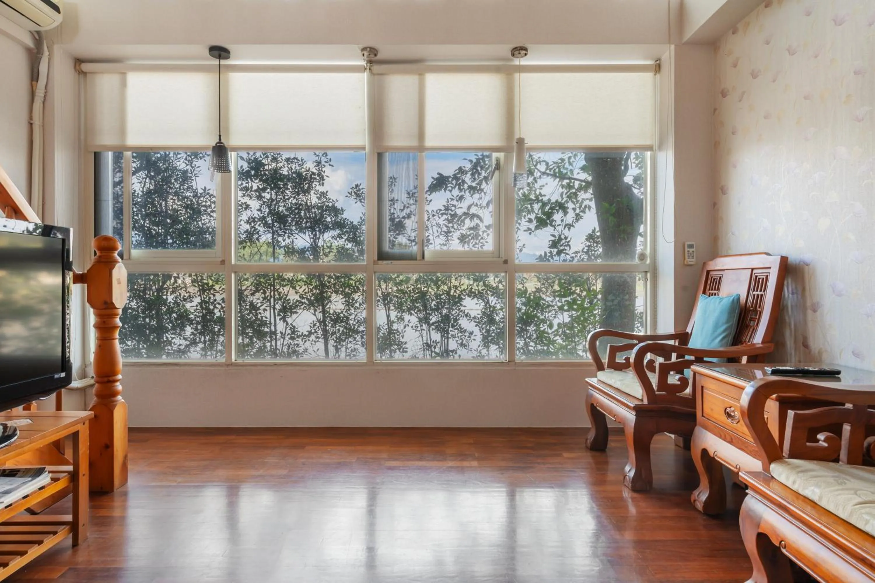 Seating area in Green Forest Villa