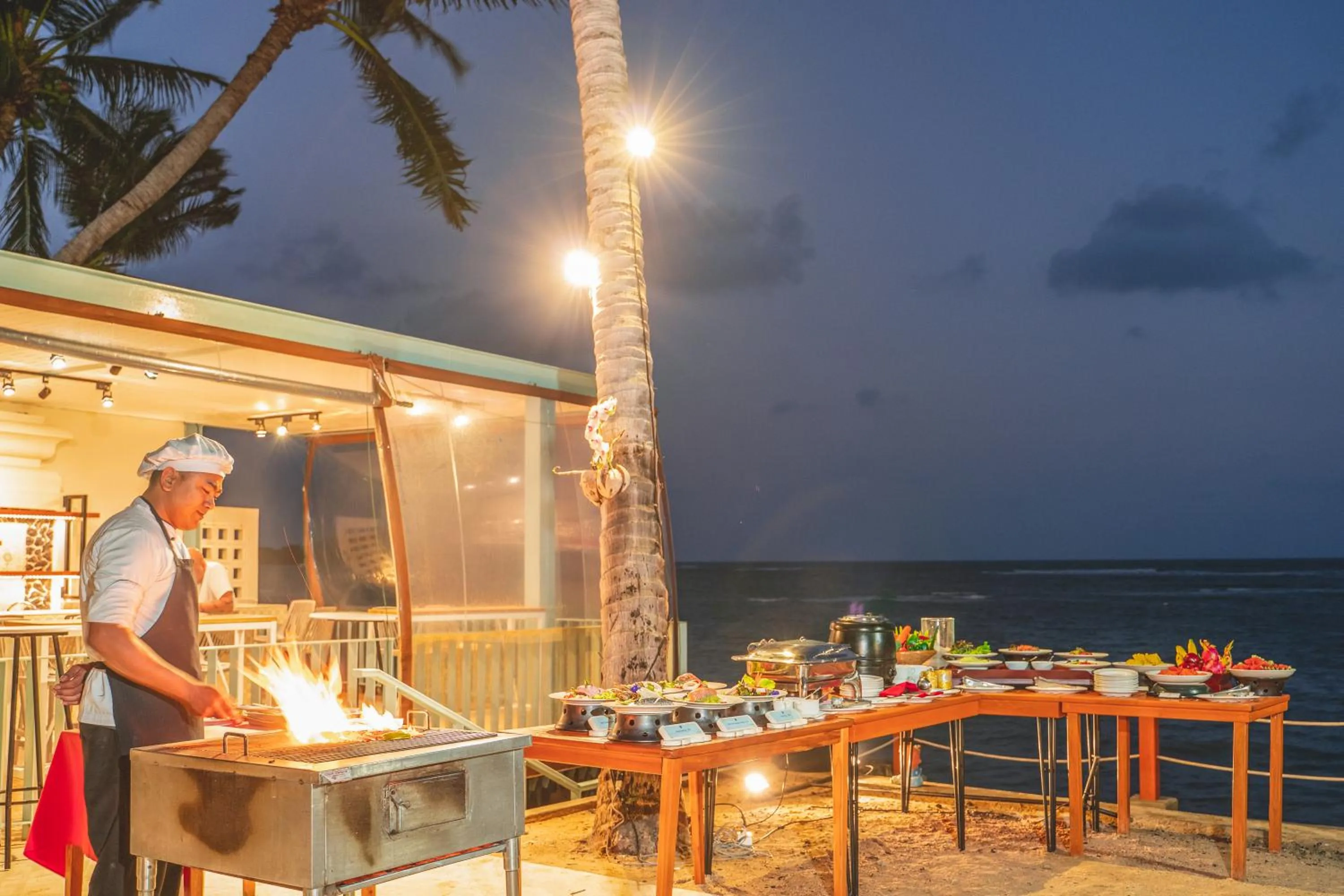 Restaurant/places to eat in The Briza Beach Resort, Samui - SHA Plus