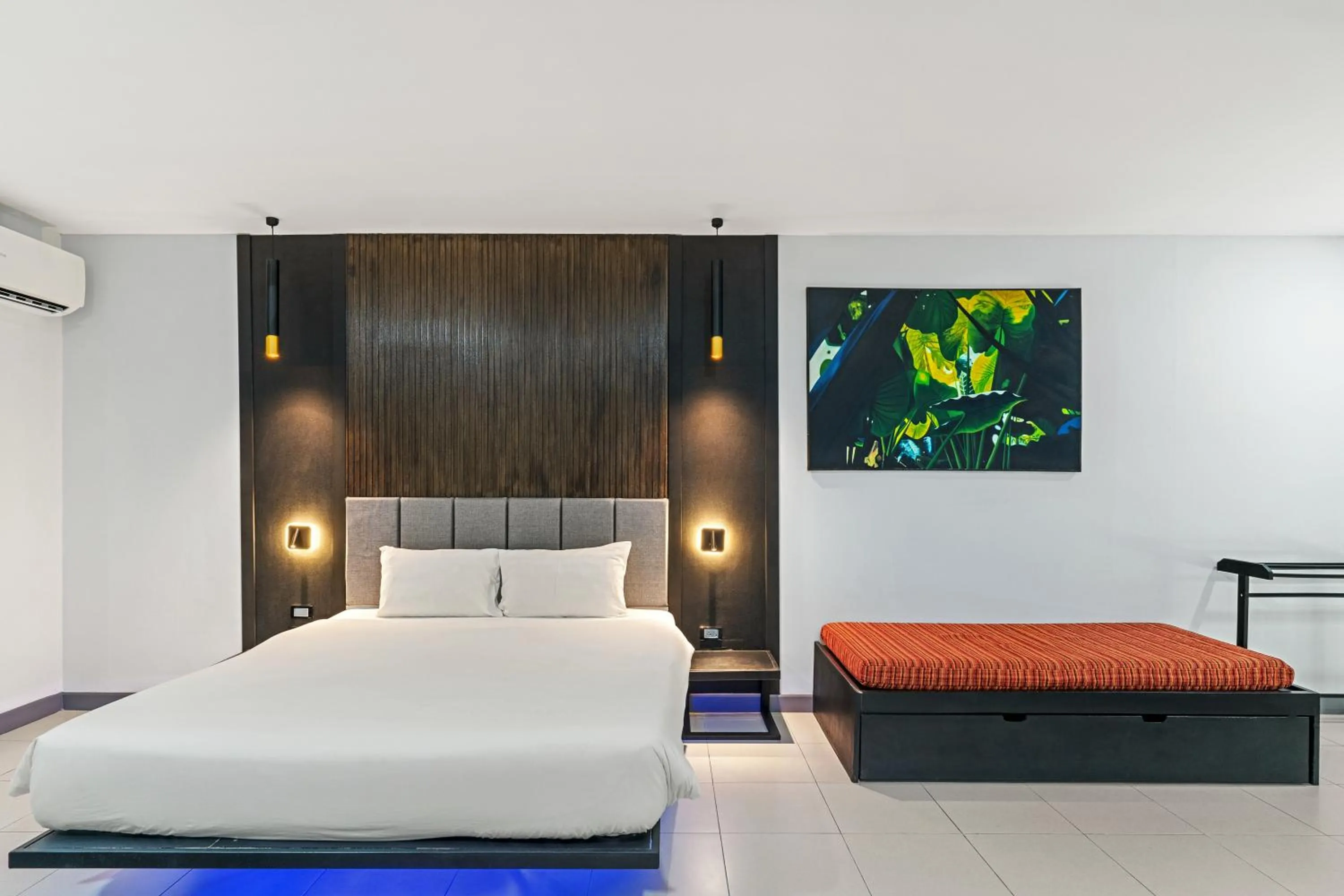 Bed in Tuana Hotels The Phulin Resort