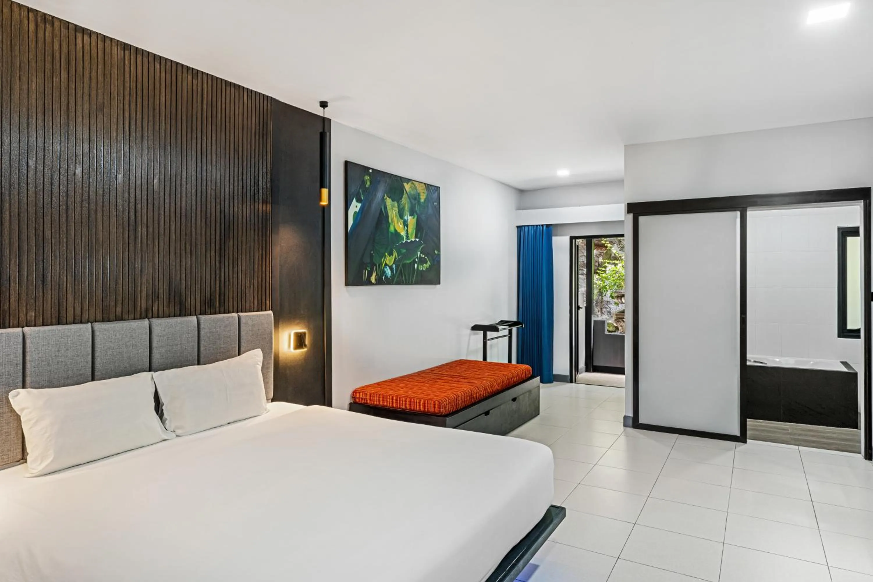 Bed in Tuana Hotels The Phulin Resort