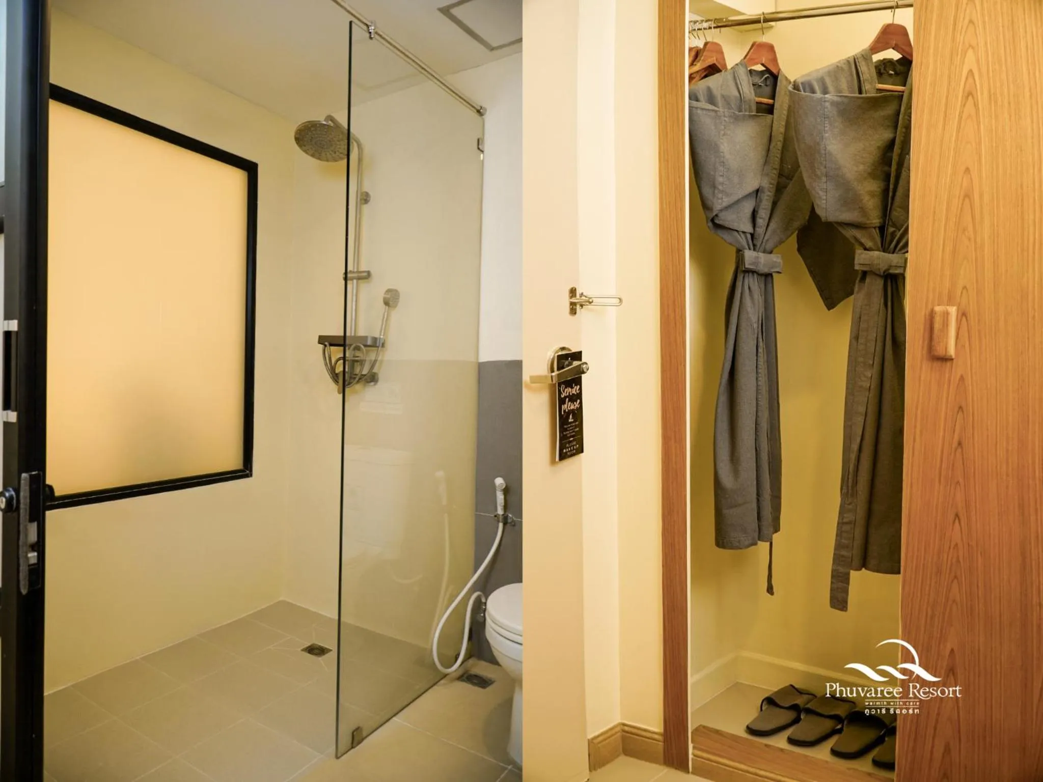 Bathroom in Phuvaree Resort