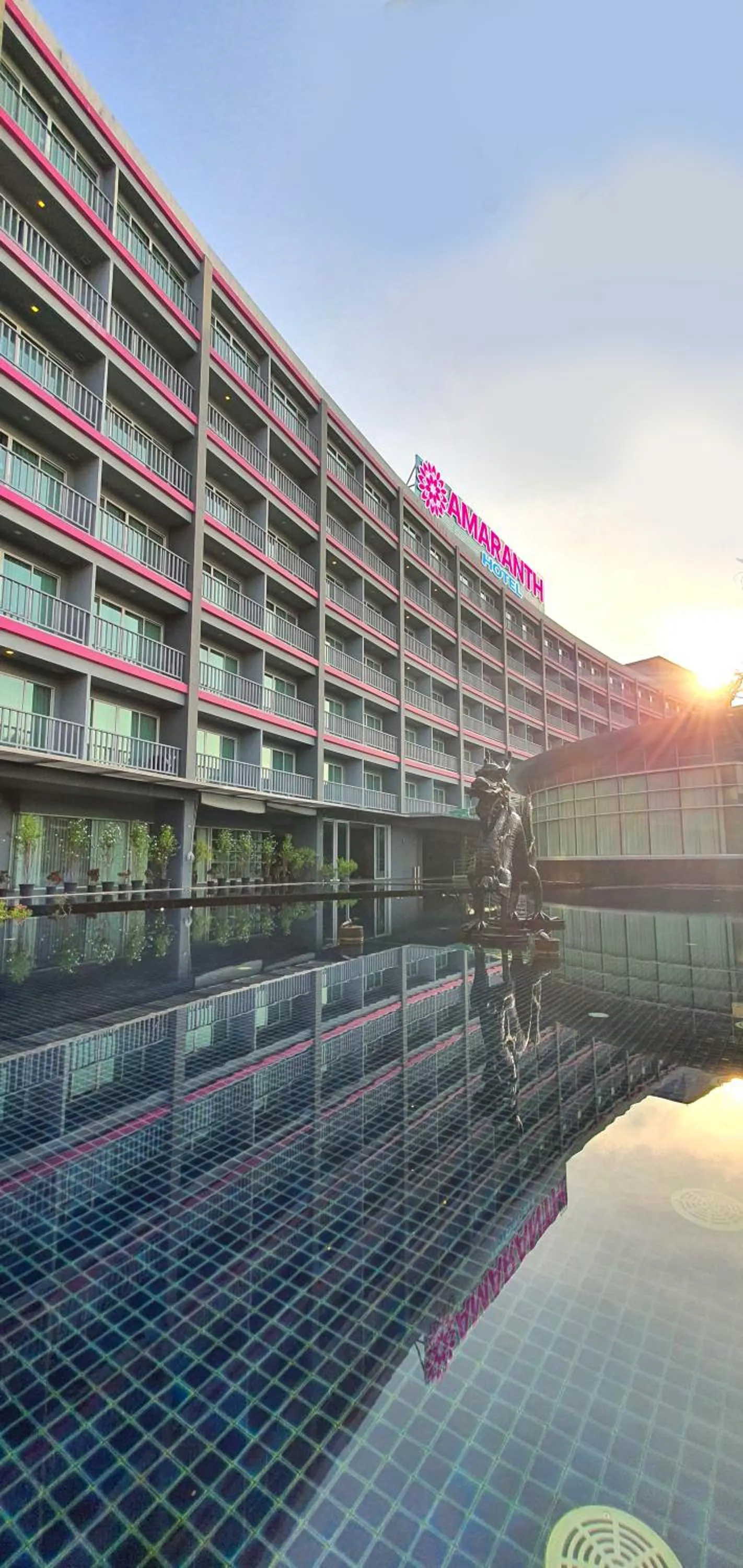 Property building in Amaranth Suvarnabhumi Hotel - Free Suvarnabhumi Airport Shuttle