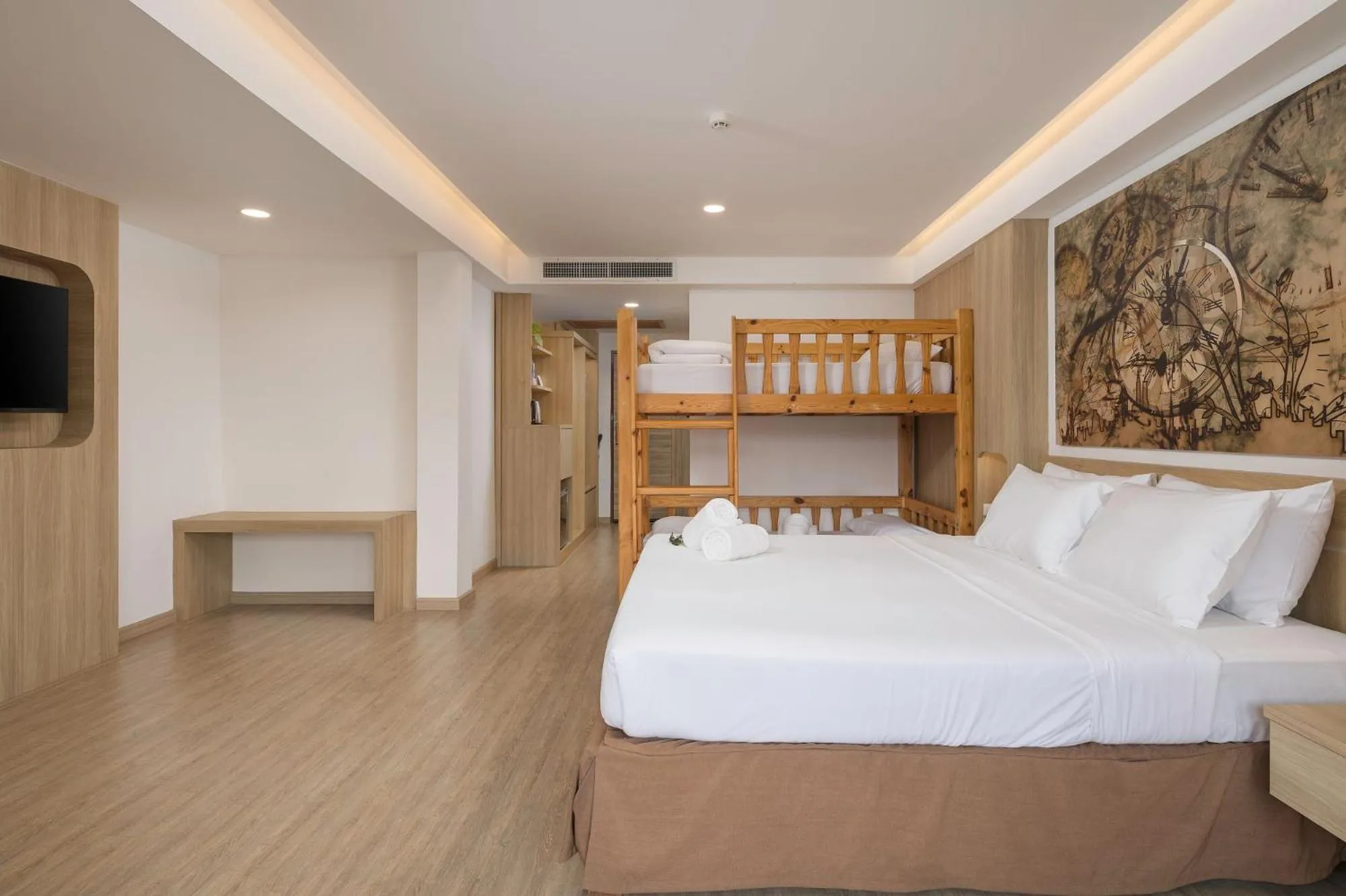 Photo of the whole room, Bed in Chaba Cabana Beach Resort