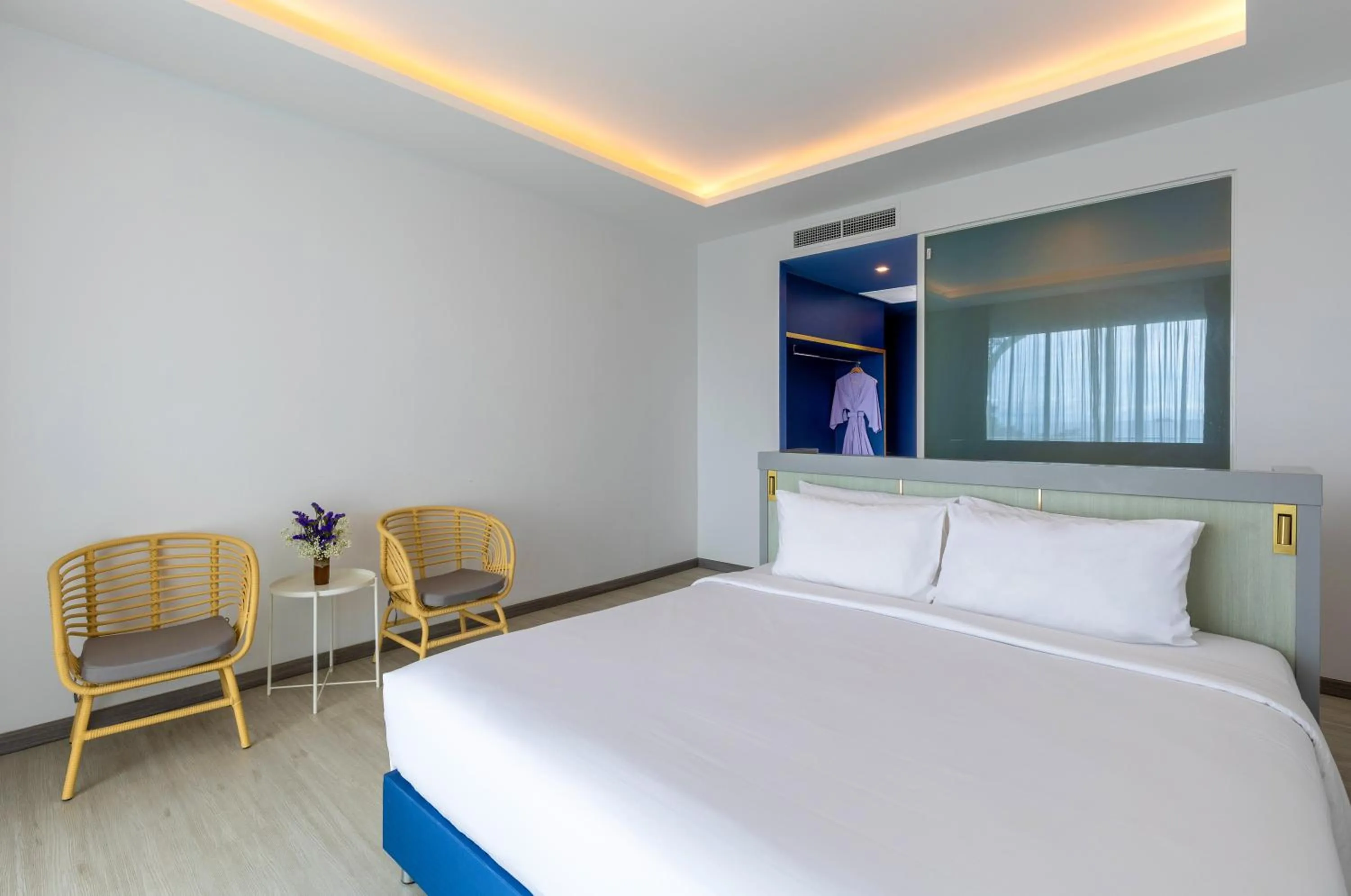 Photo of the whole room, Bed in Krabi Tipa Resort