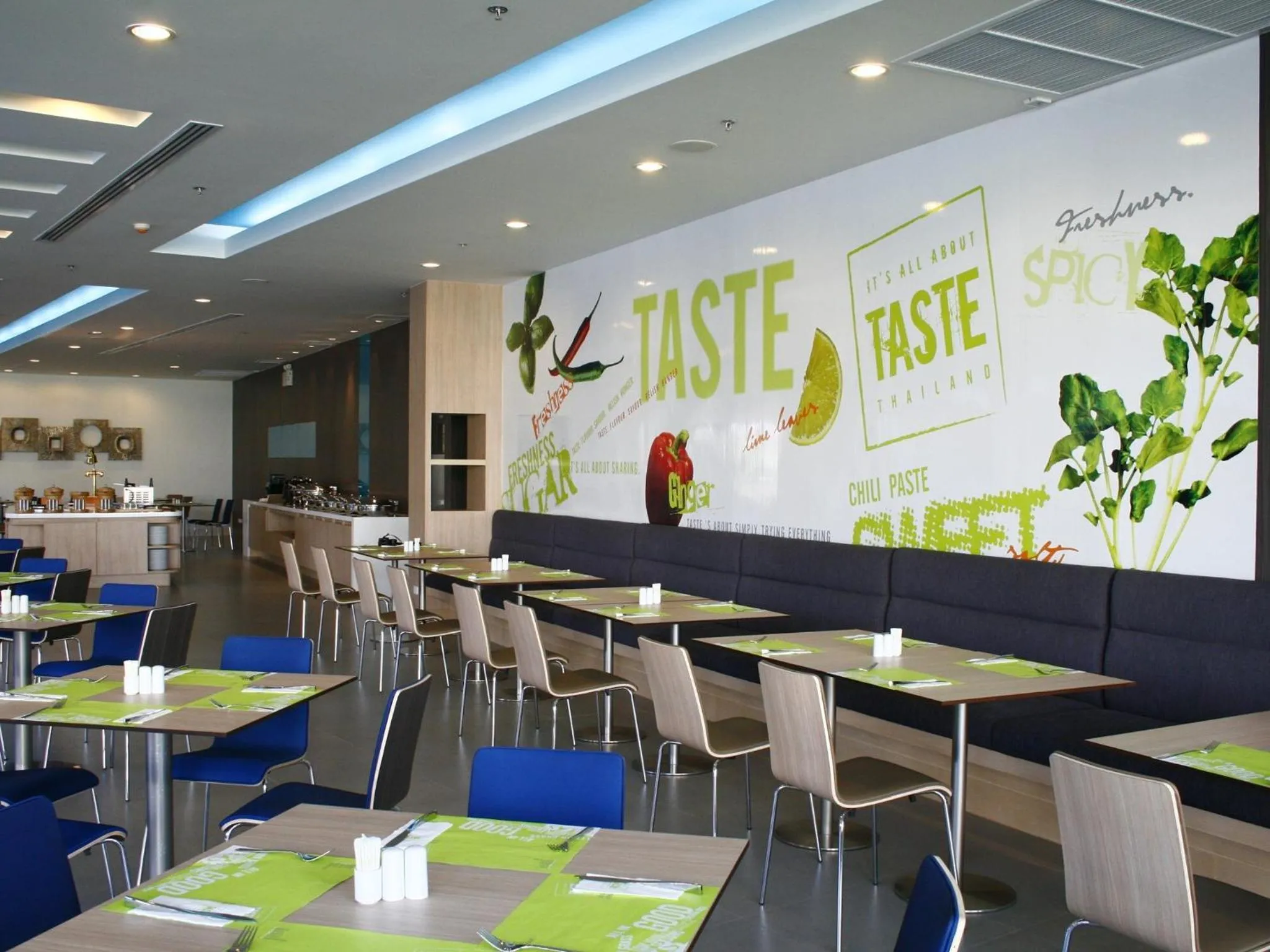 Restaurant/places to eat in Ibis Phuket Kata