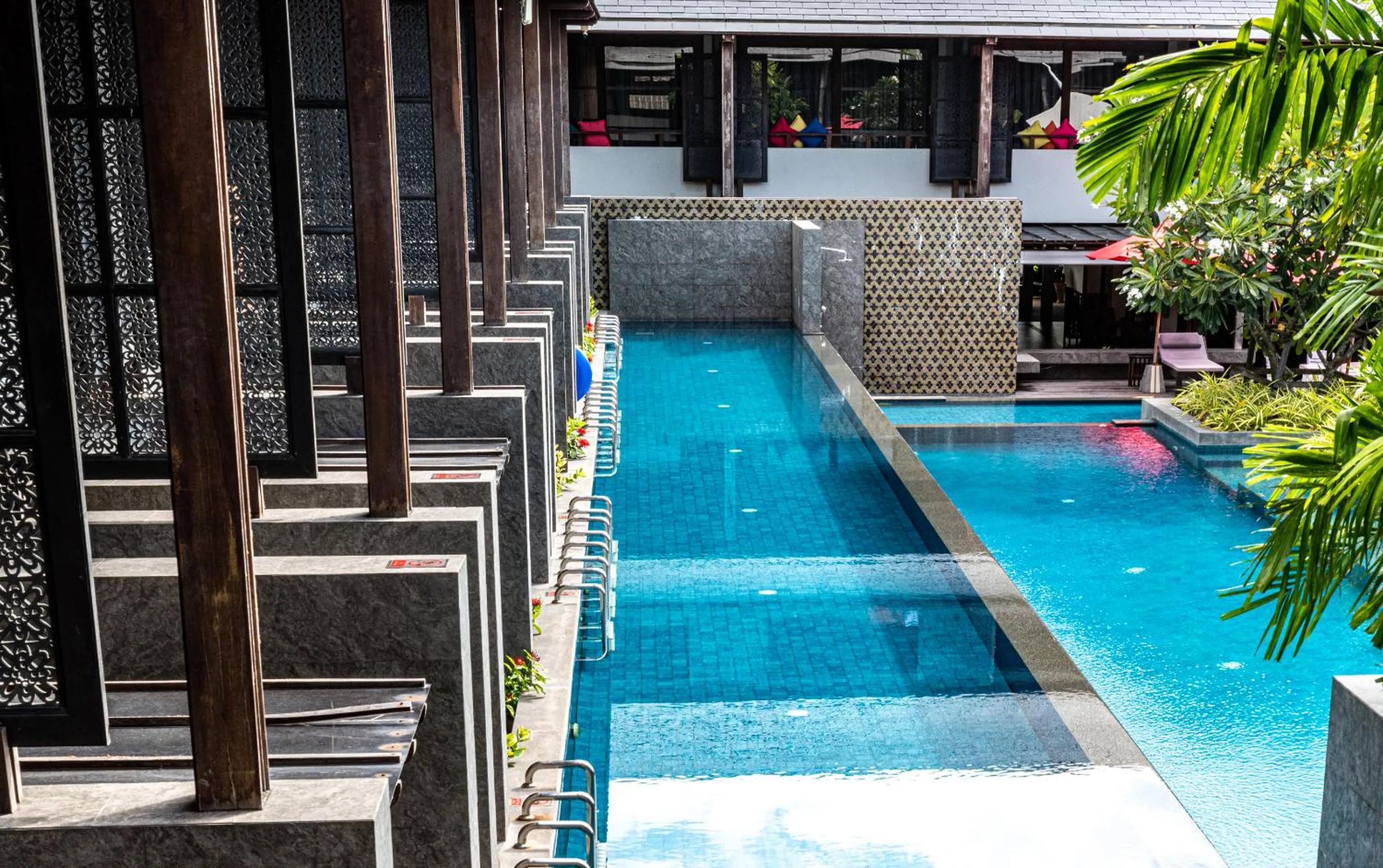 Property building in Am Samui Palace