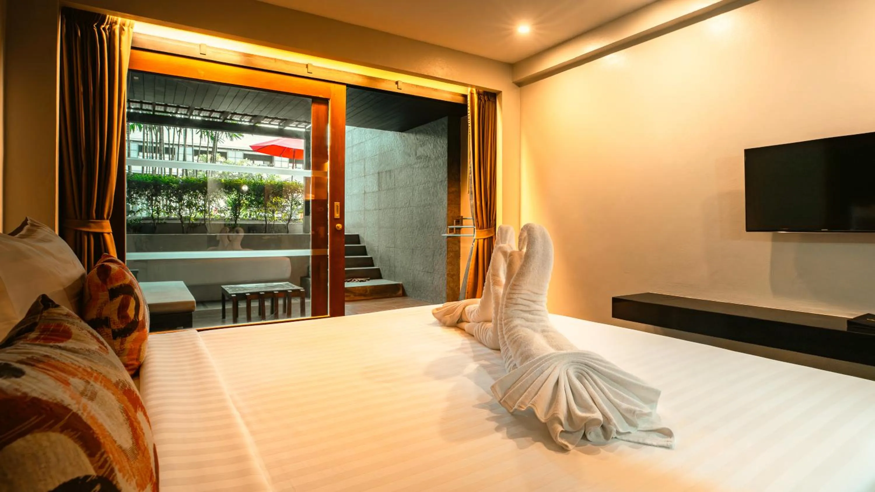 Bed in Am Samui Palace