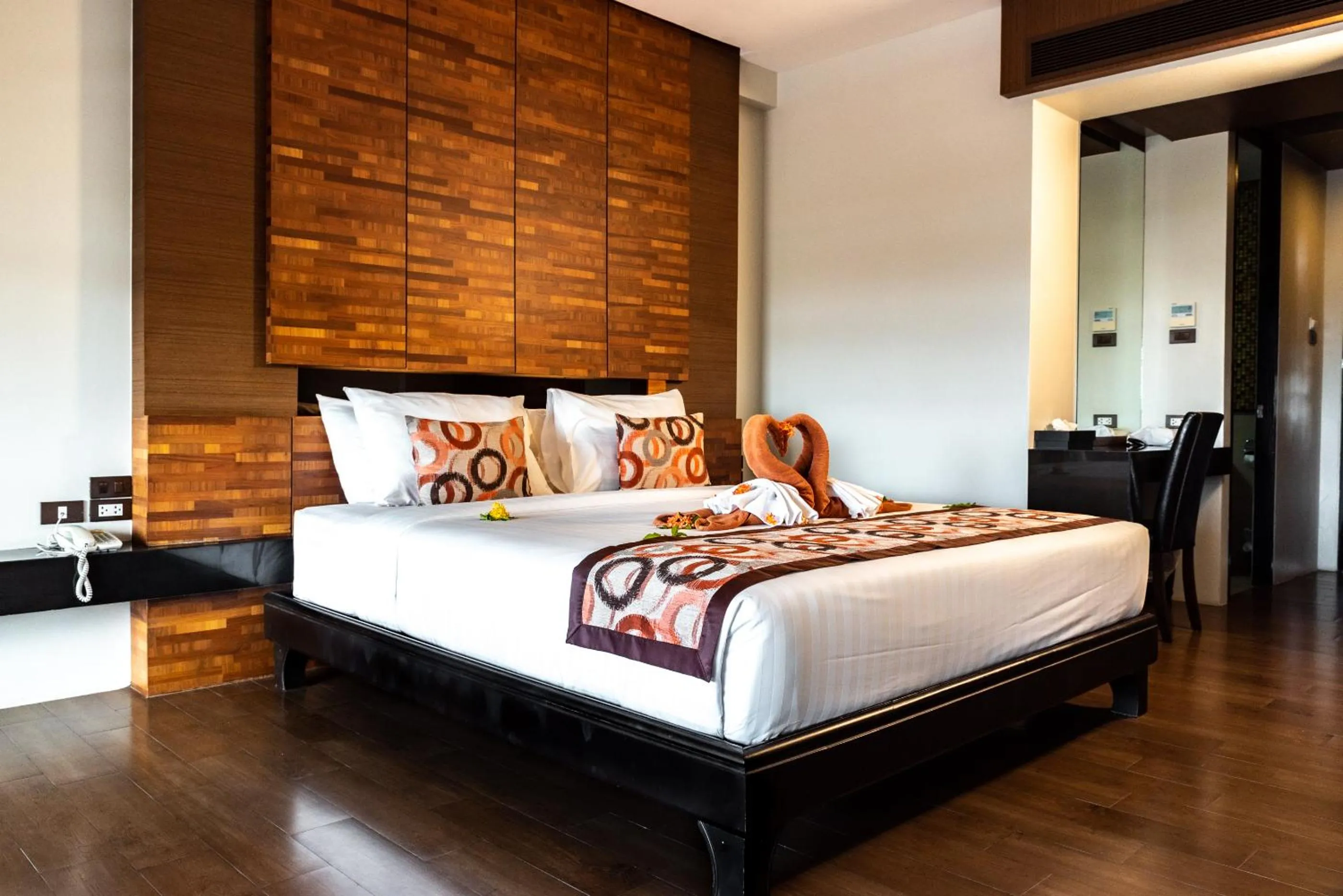 Bed in Am Samui Palace