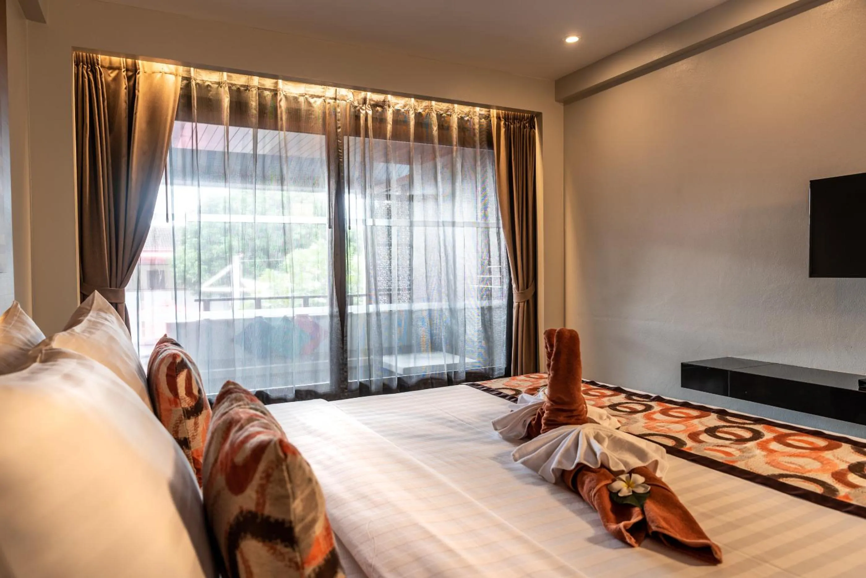 Bed in Am Samui Palace