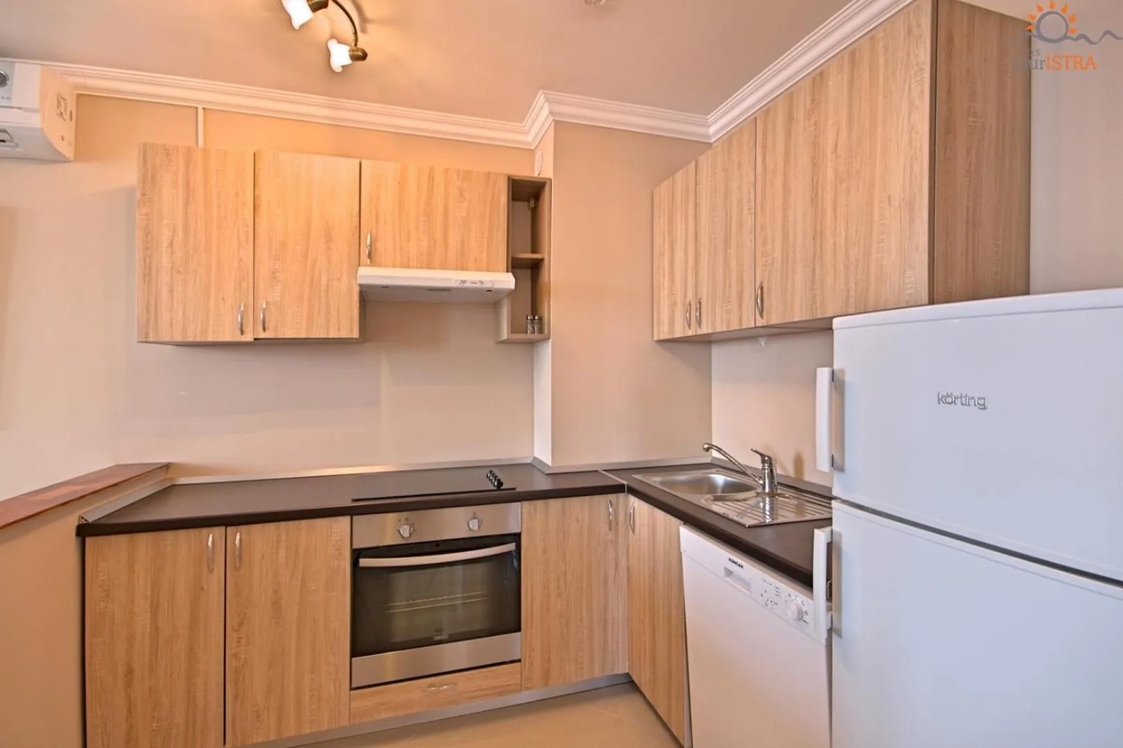 Kitchen or kitchenette in Rotonda Inn Novigrad