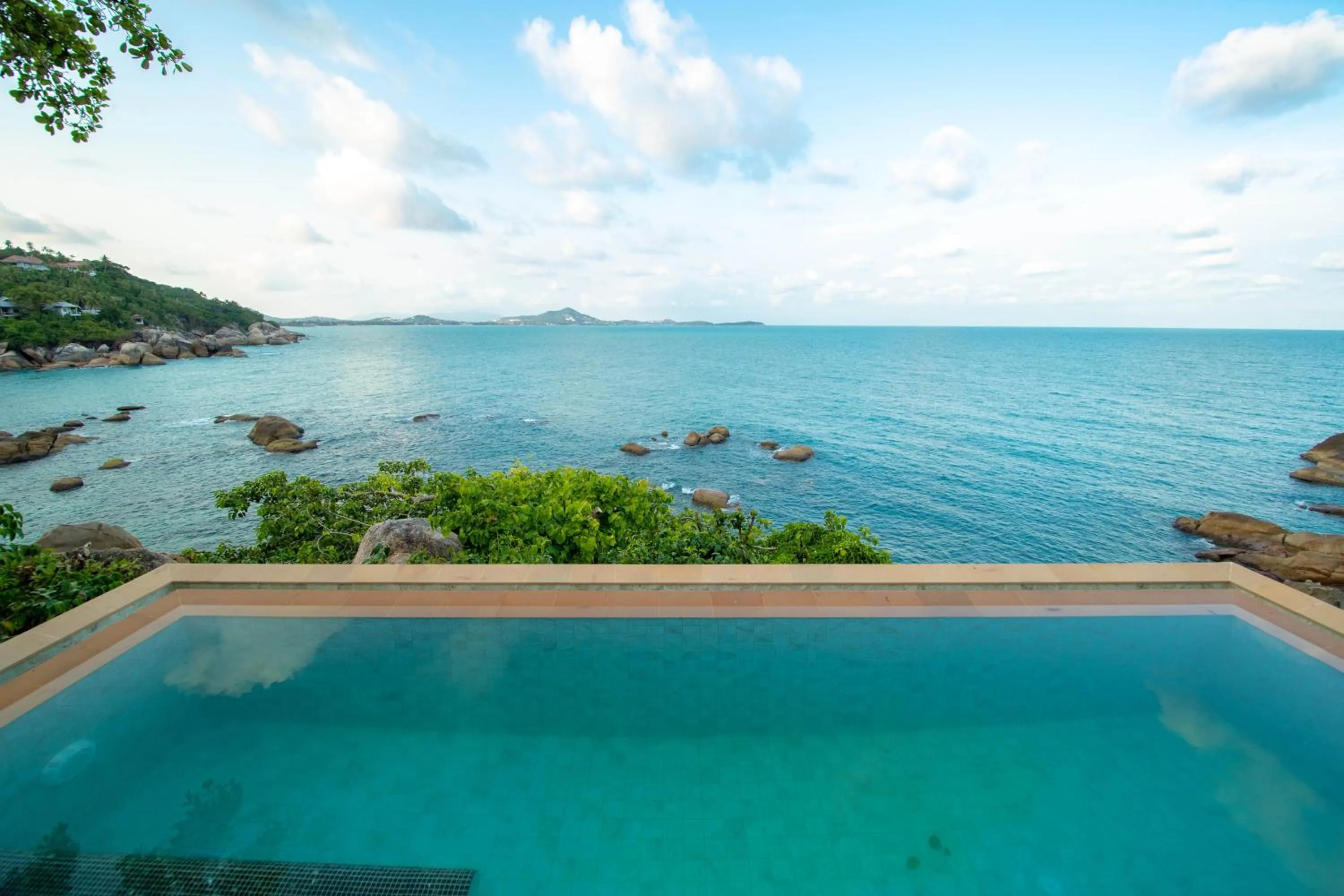 Sea view in Coral Cliff Beach Resort Samui - SHA Plus