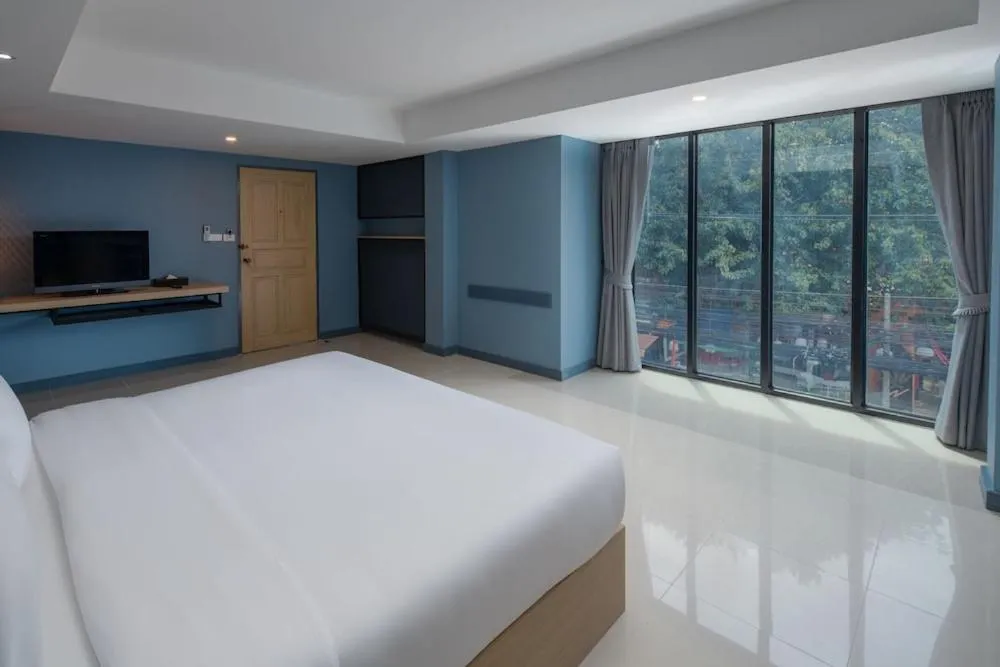 View (from property/room), Bed in Nora LakeView