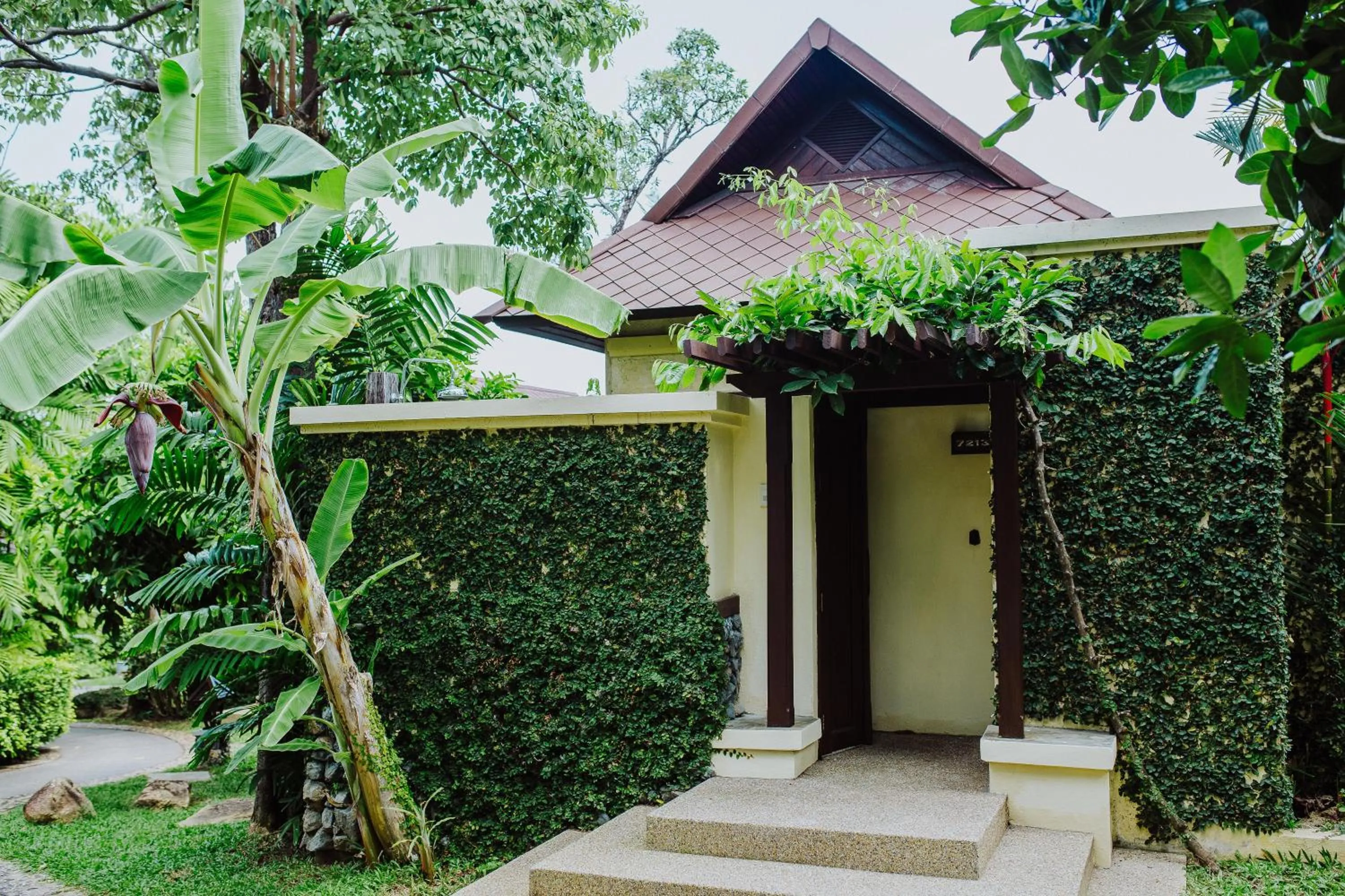 Facade/entrance in Nora Beach Resort & Spa - SHA Extra Plus