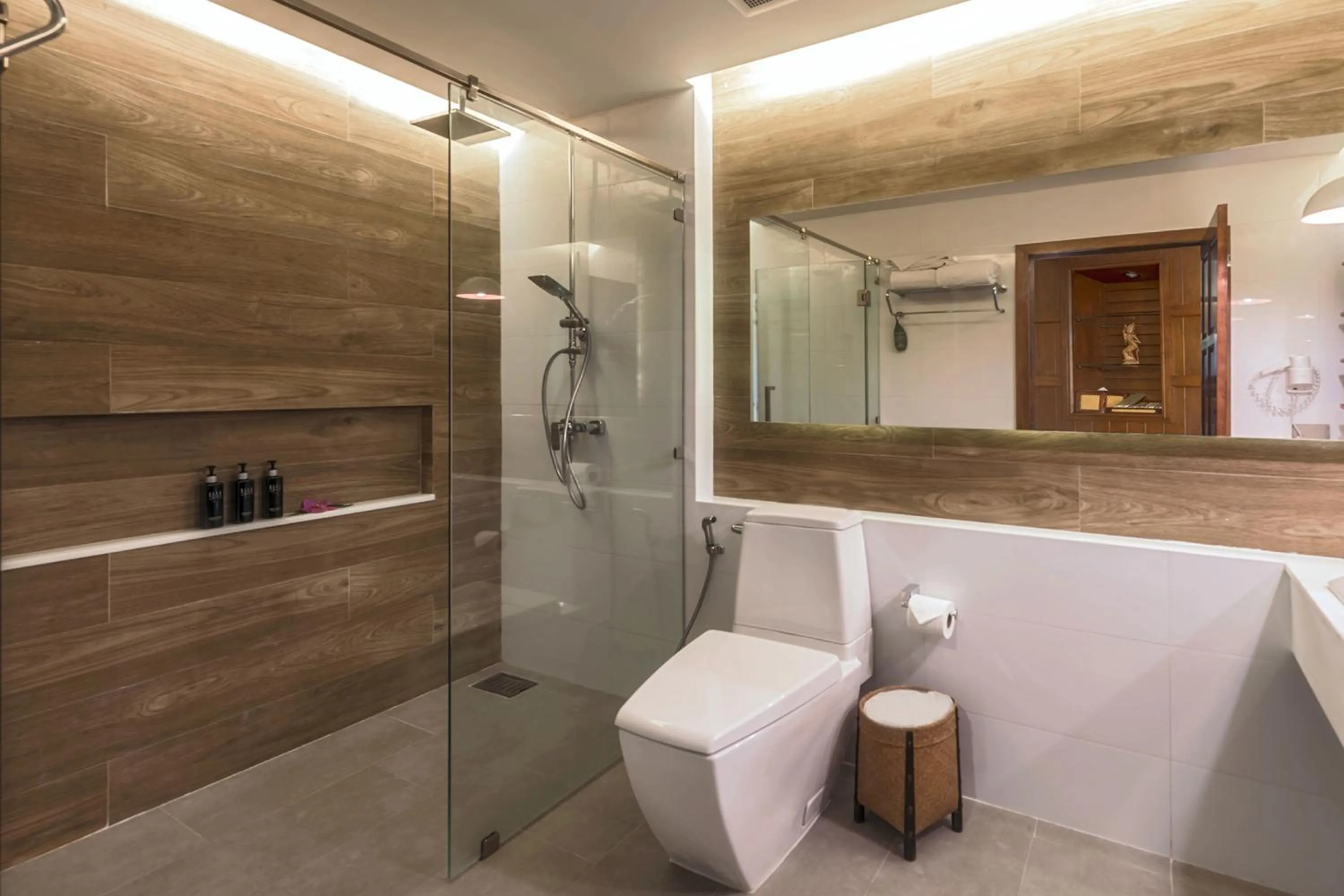 Bathroom in Nora Beach Resort & Spa - SHA Extra Plus