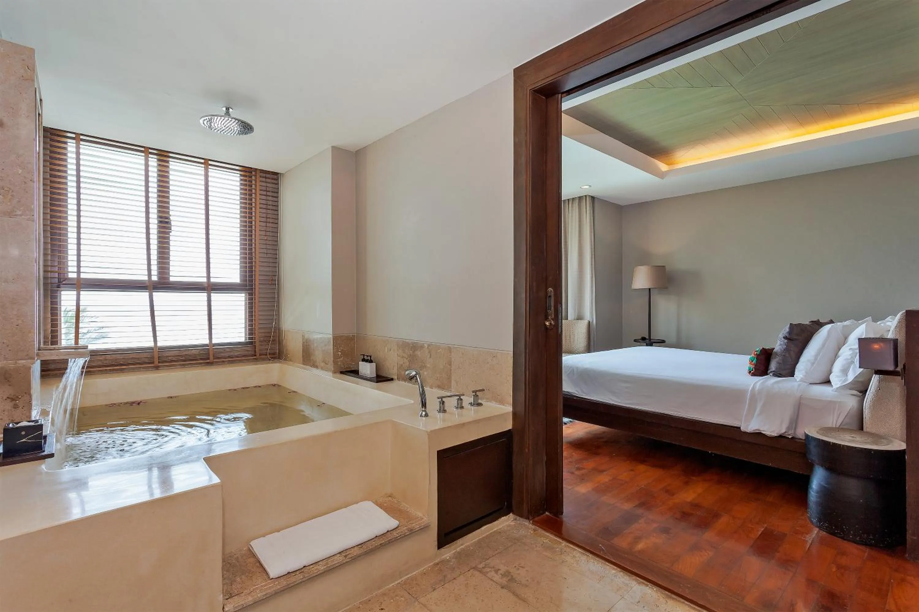 Bed in ShaSa Resort - Luxury Beachfront Suites