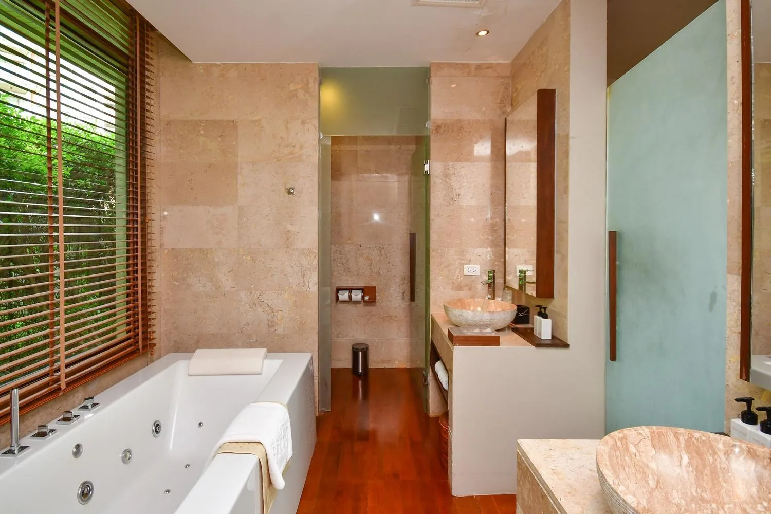 Bathroom in ShaSa Resort - Luxury Beachfront Suites