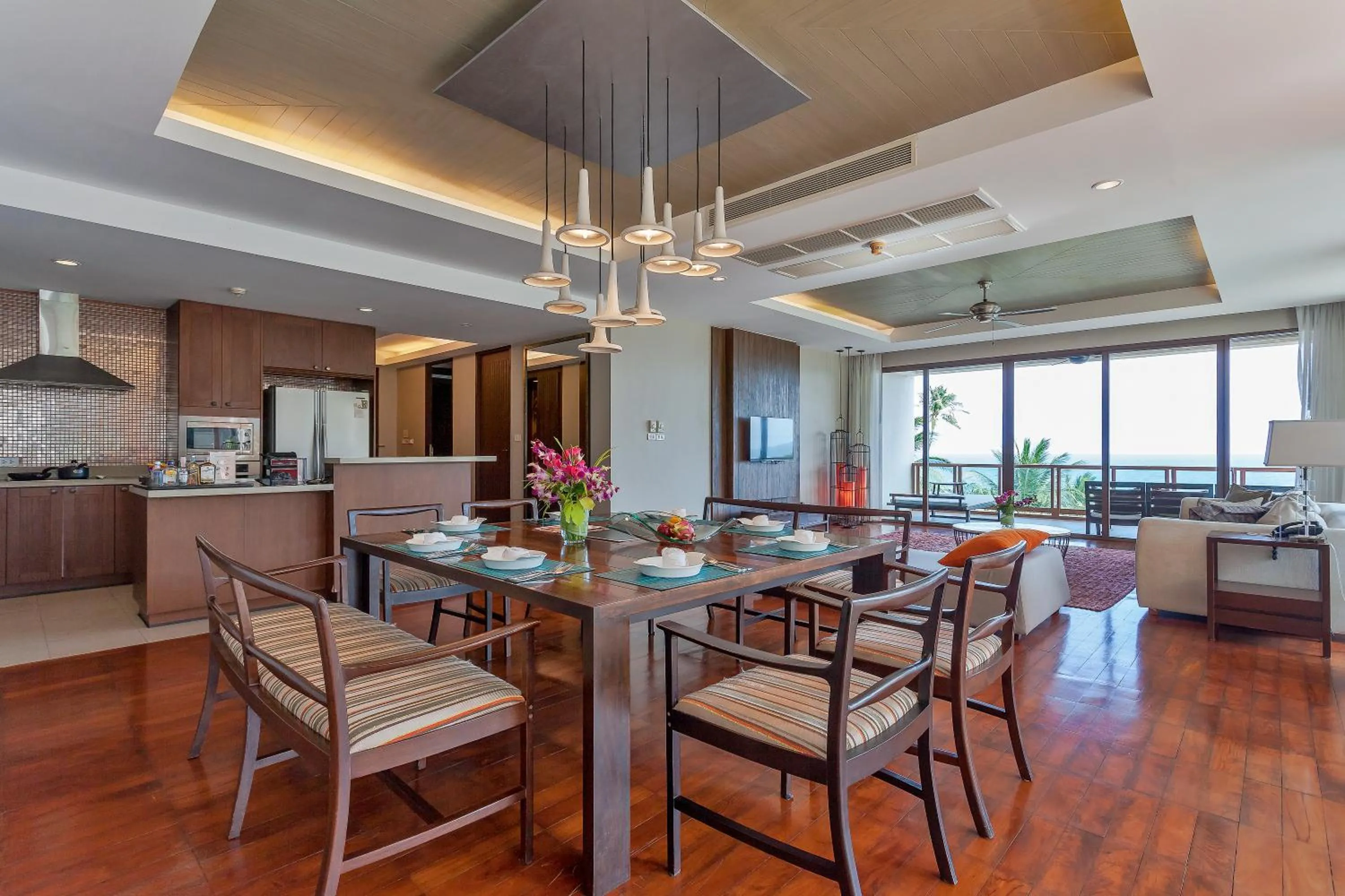 Kitchen or kitchenette in ShaSa Resort - Luxury Beachfront Suites