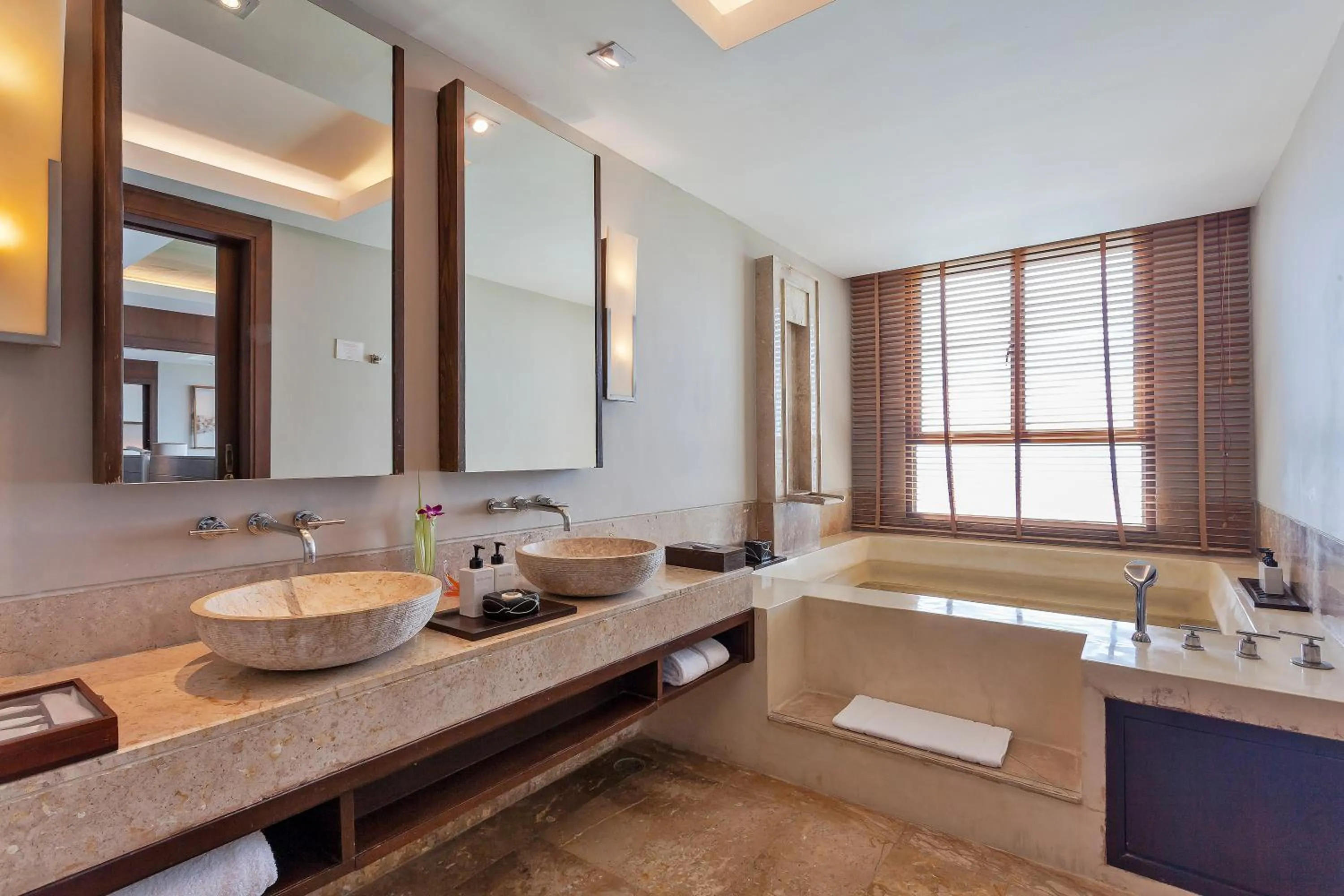 Bathroom in ShaSa Resort - Luxury Beachfront Suites