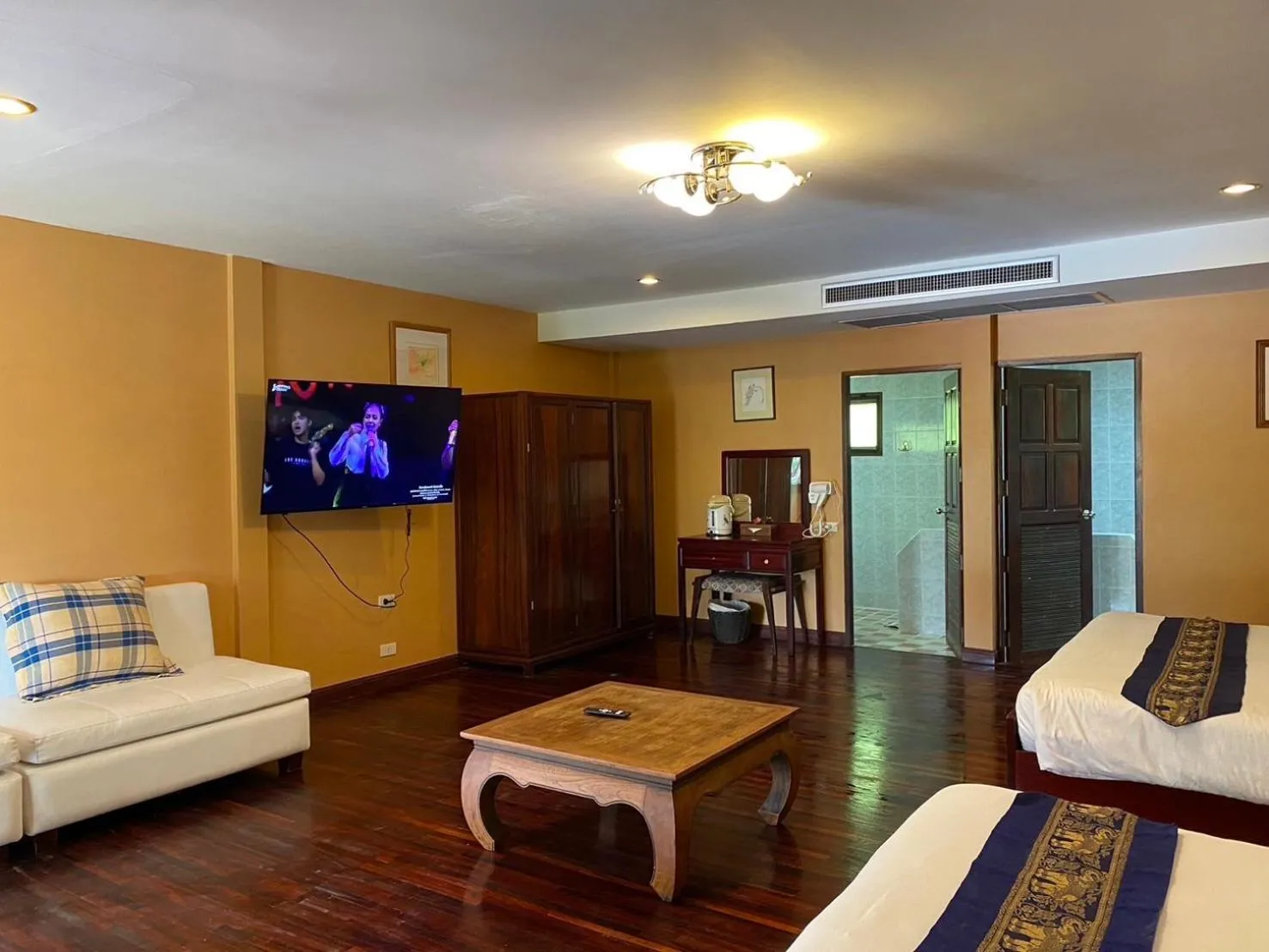 Bed in The Aiyapura Koh Chang