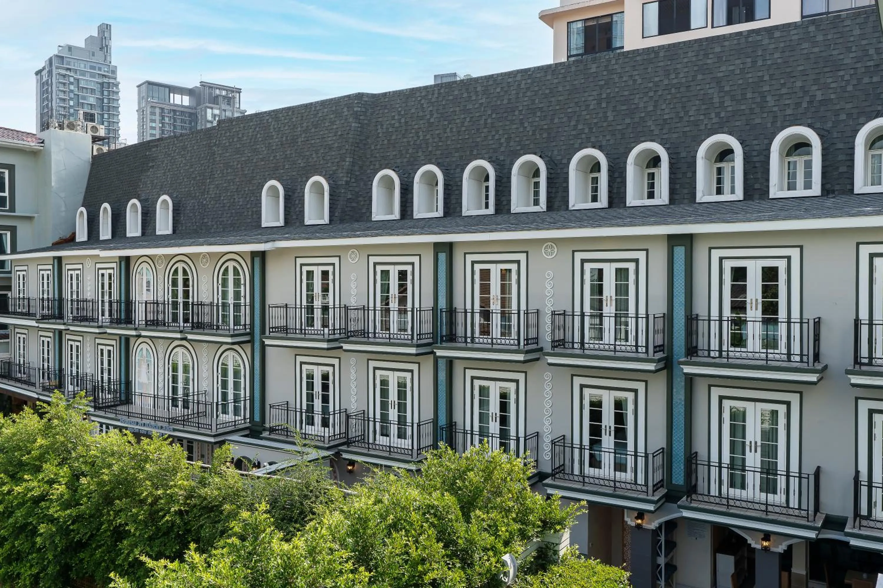 Property building in La Petite Salil Sukhumvit Thonglor 1