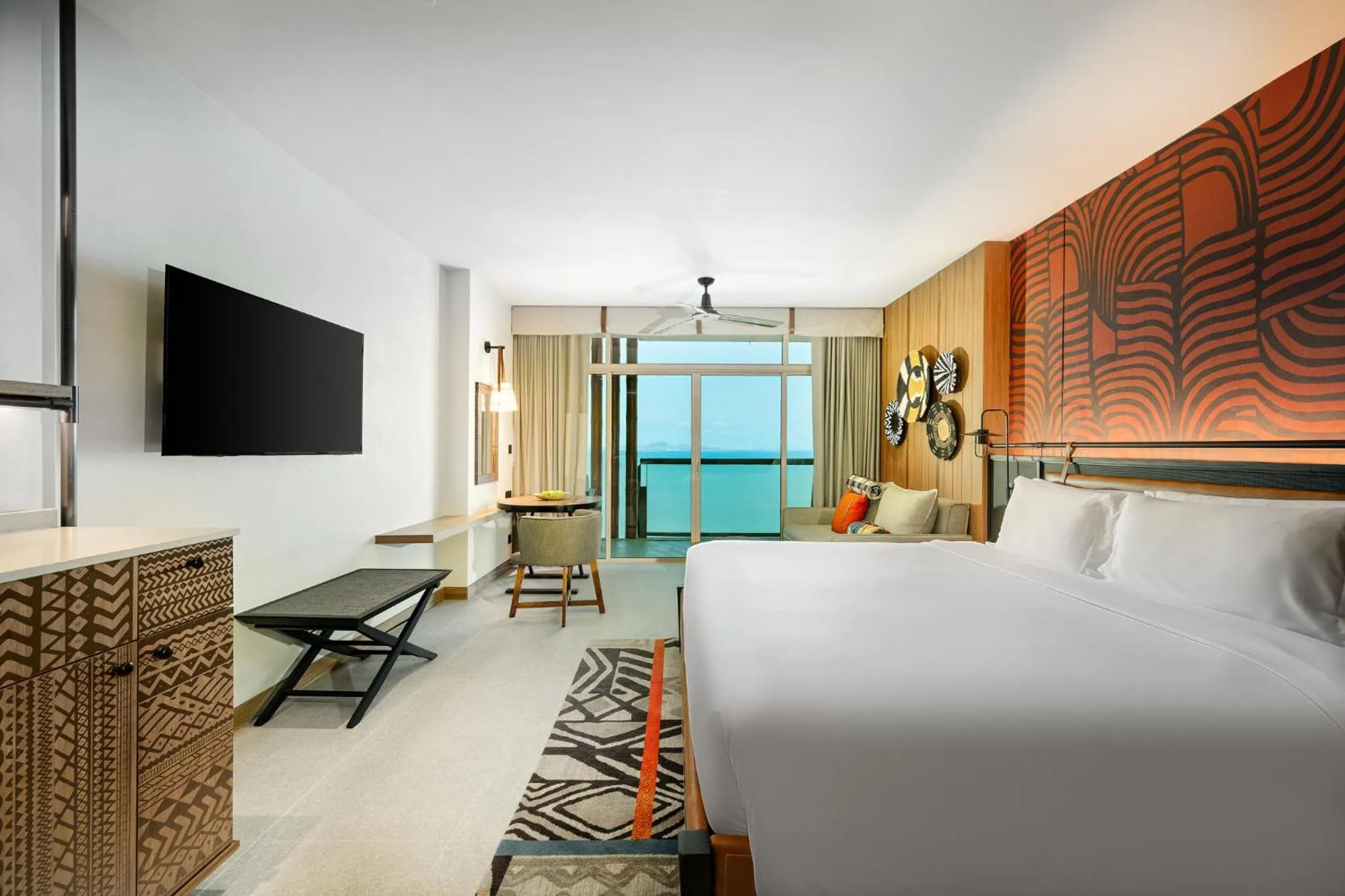 Photo of the whole room, Bed in Centara Grand Mirage Beach Resort Pattaya