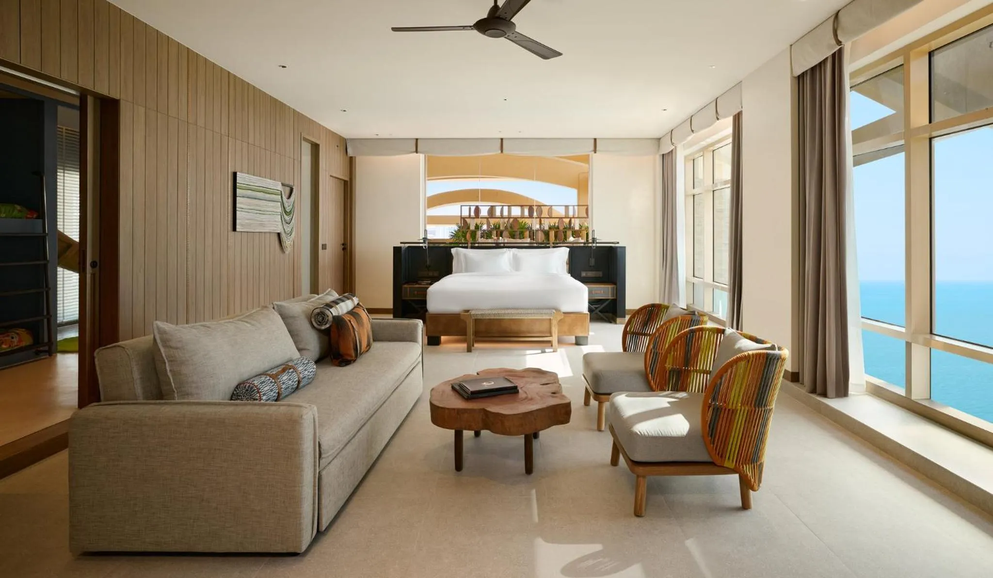 Photo of the whole room, Bed in Centara Grand Mirage Beach Resort Pattaya