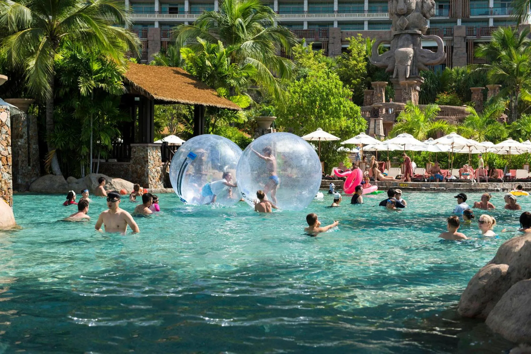 Swimming pool in Centara Grand Mirage Beach Resort Pattaya