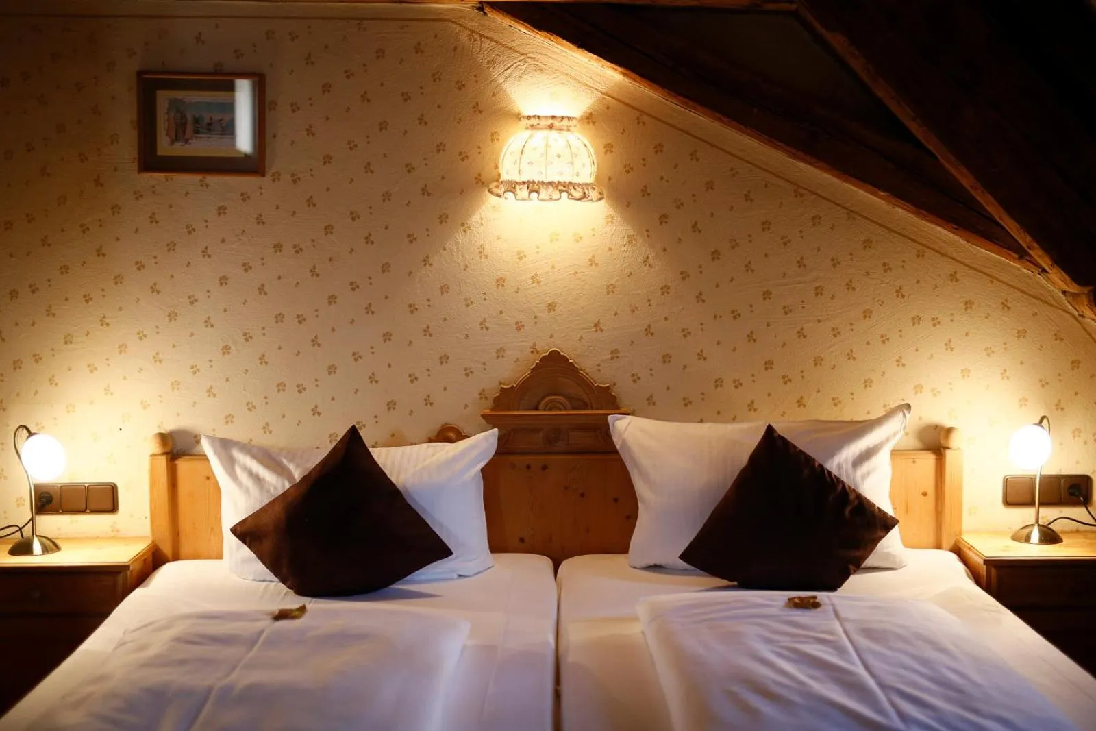 Photo of the whole room, Bed in Hotel-Brauereigasthof Josef Fuchs
