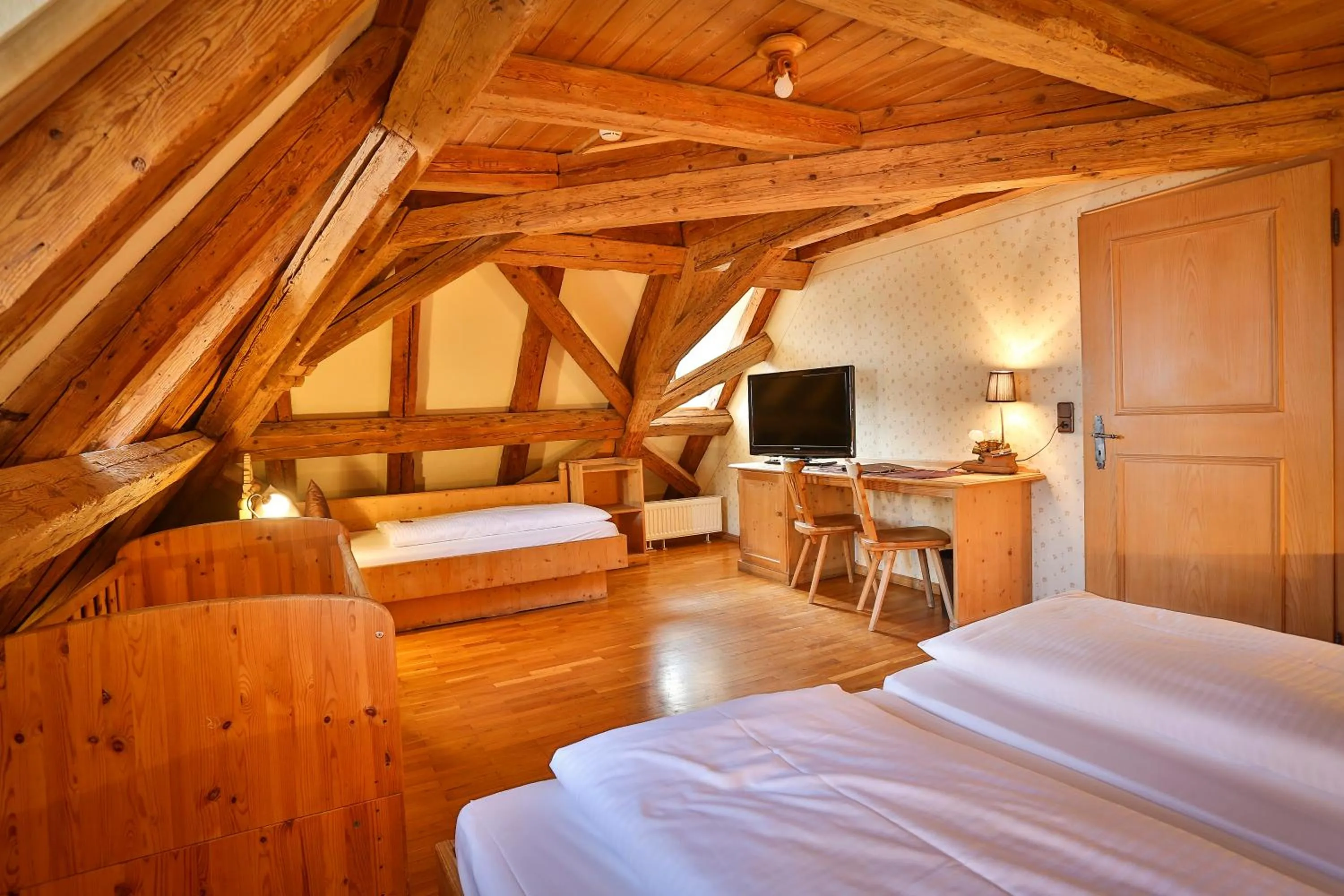 Photo of the whole room, Bed in Hotel-Brauereigasthof Josef Fuchs