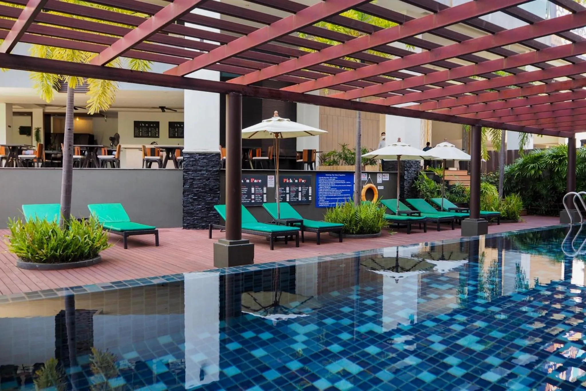 Swimming pool in Andakira Hotel - SHA Extra Plus