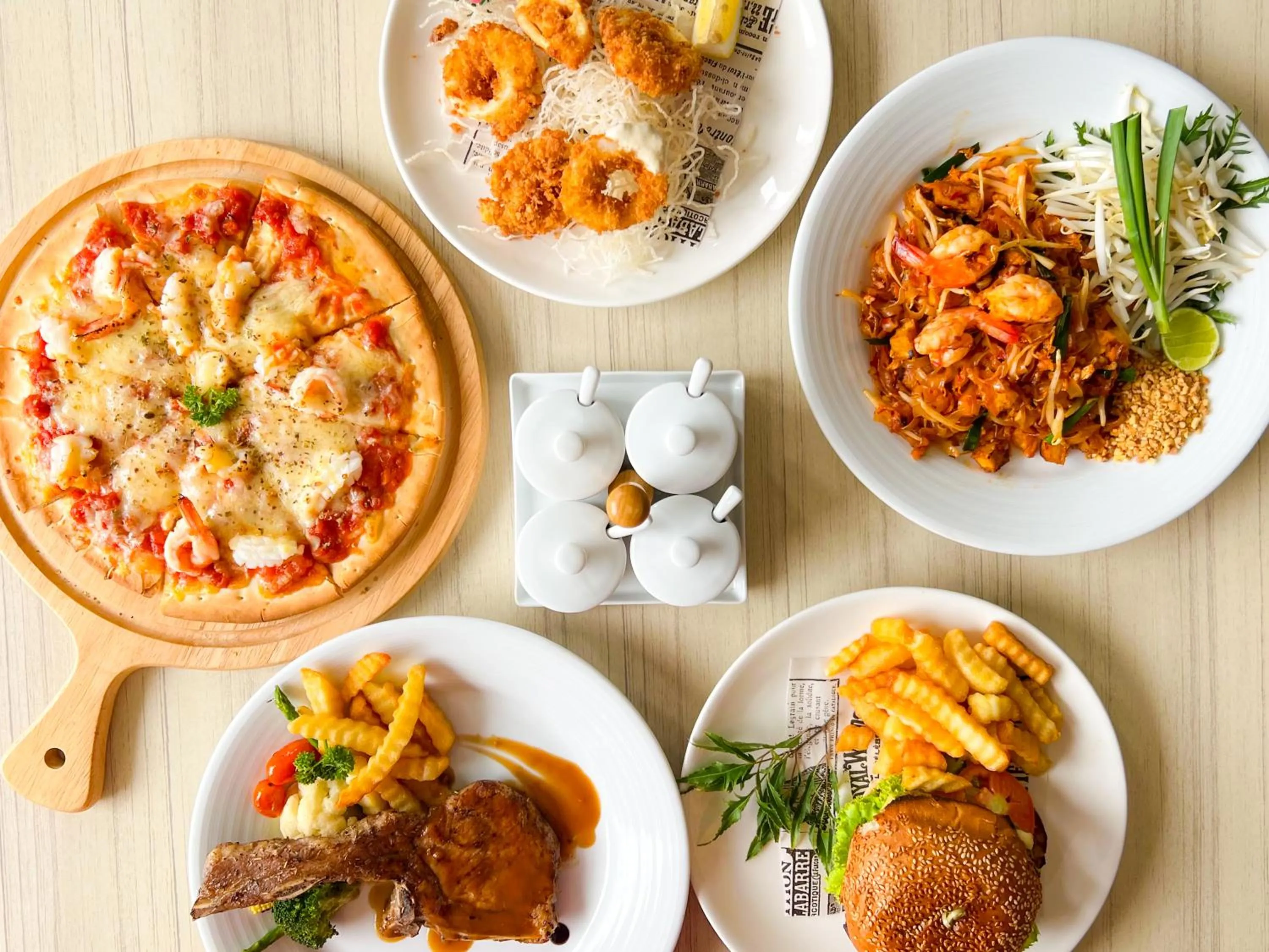 Restaurant/places to eat in Andakira Hotel - SHA Extra Plus