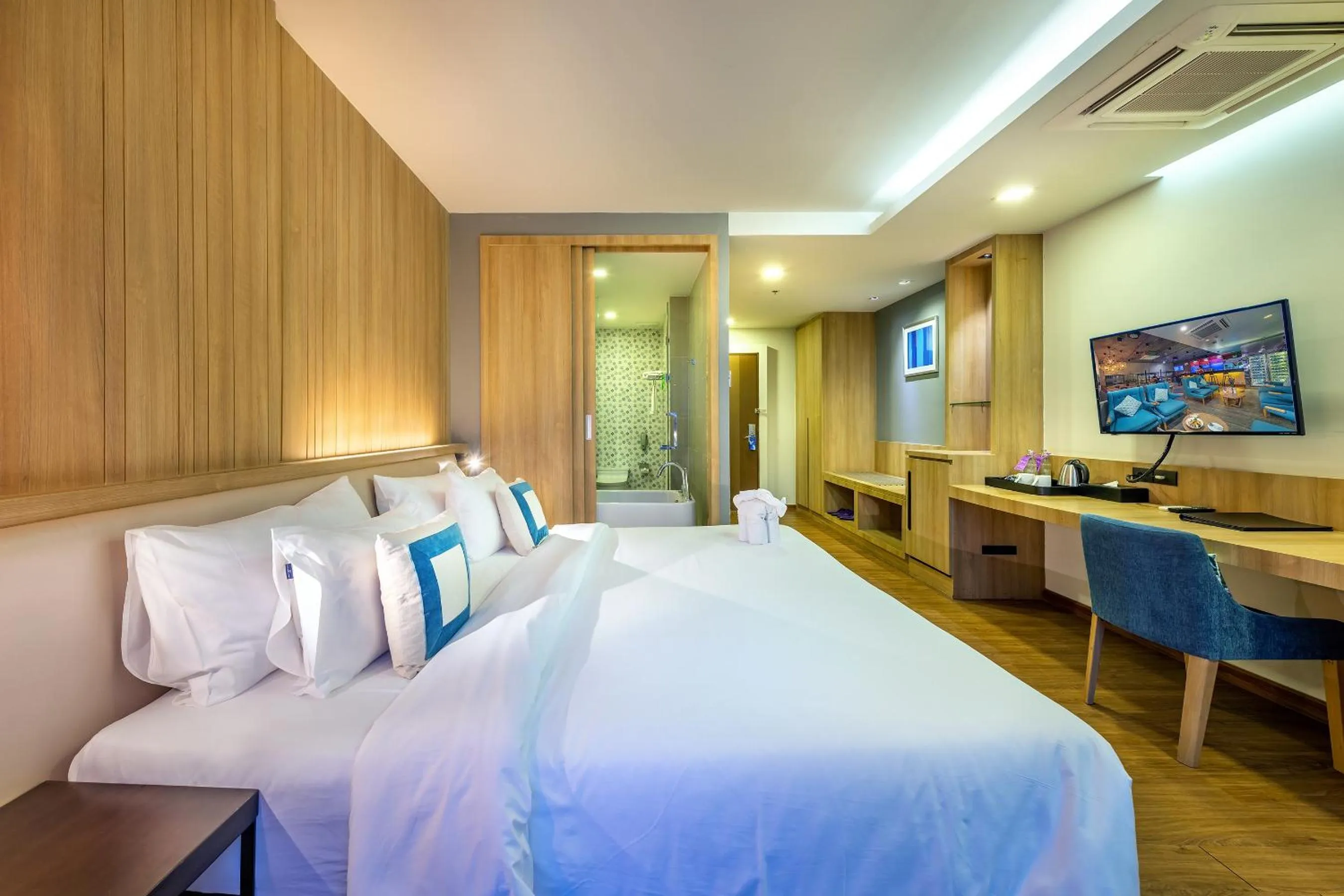 Photo of the whole room, Bed in PLAAI Prime Hotel Rayong SHA Extra Plus