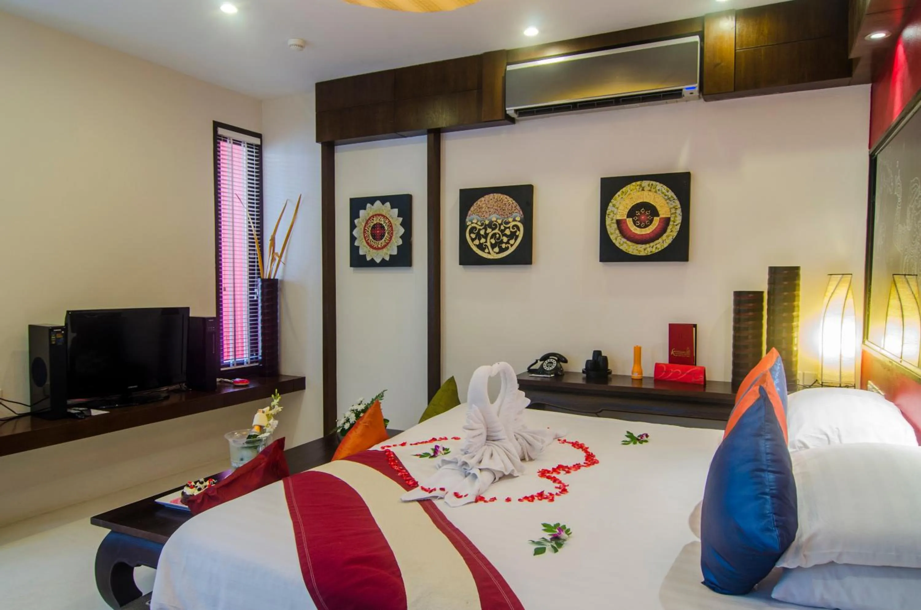 Bed in Kirikayan Boutique Resort - SHA Extra Plus
