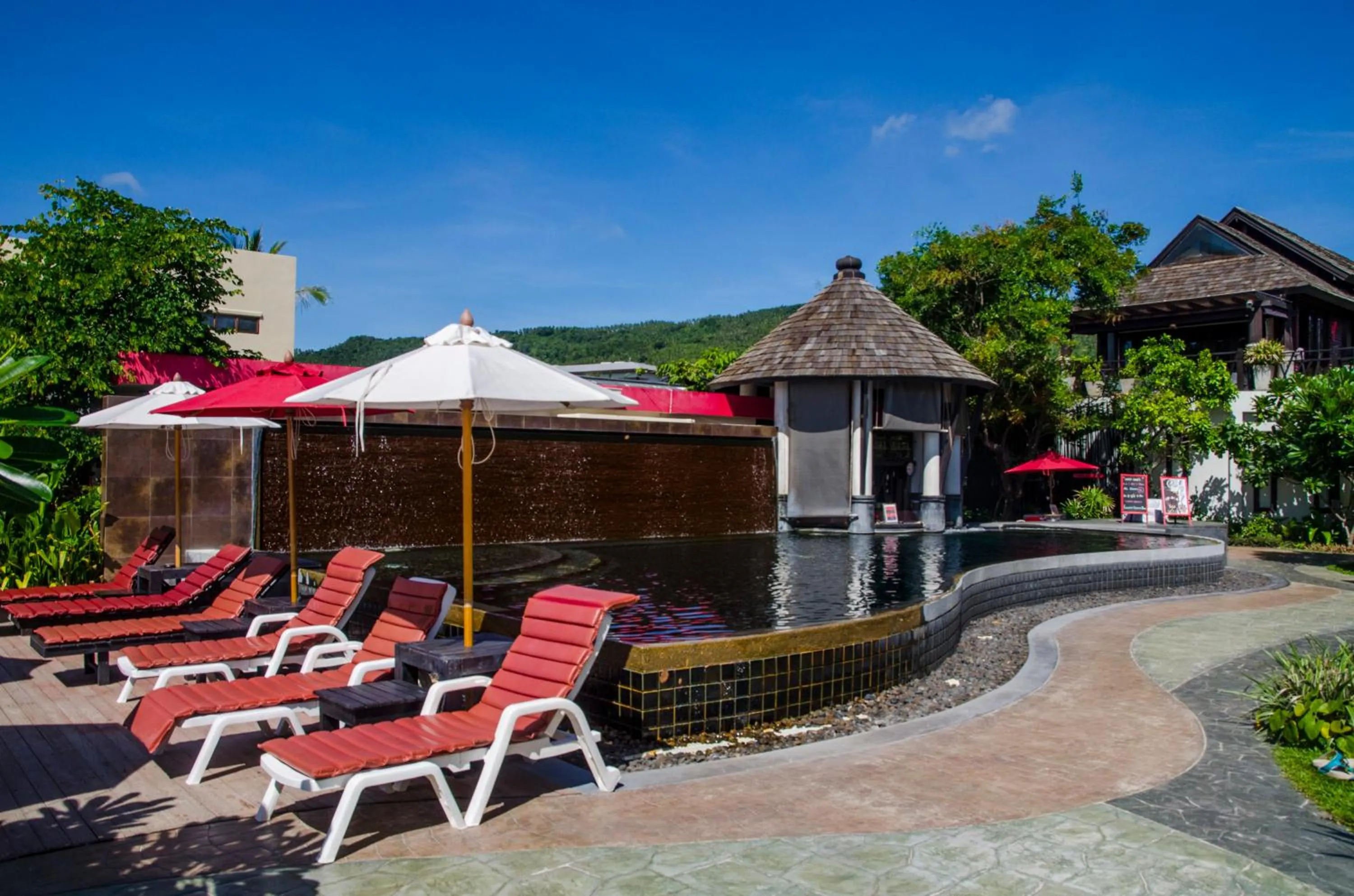 Swimming pool in Kirikayan Boutique Resort - SHA Extra Plus