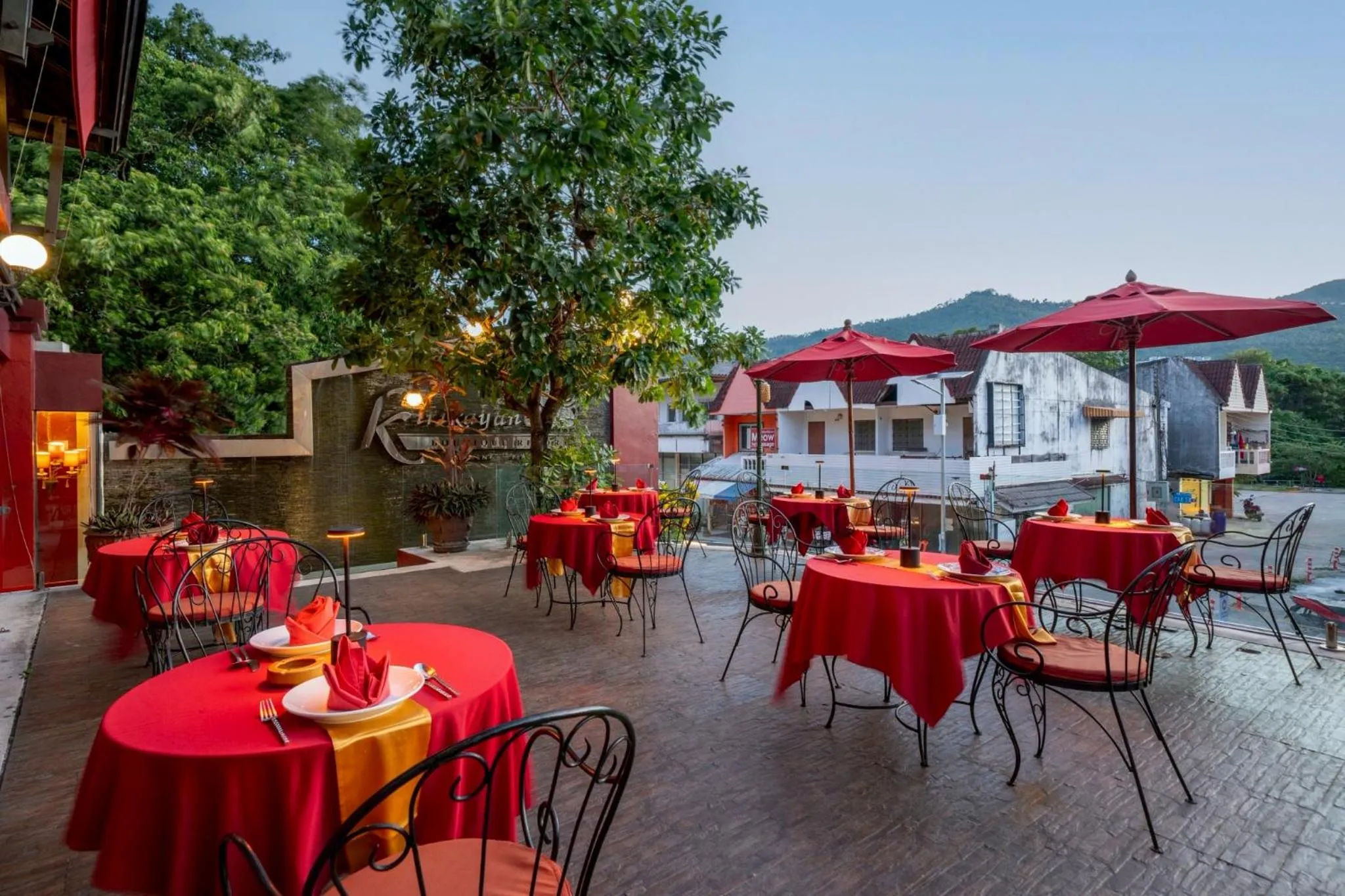 Restaurant/places to eat in Kirikayan Boutique Resort - SHA Extra Plus