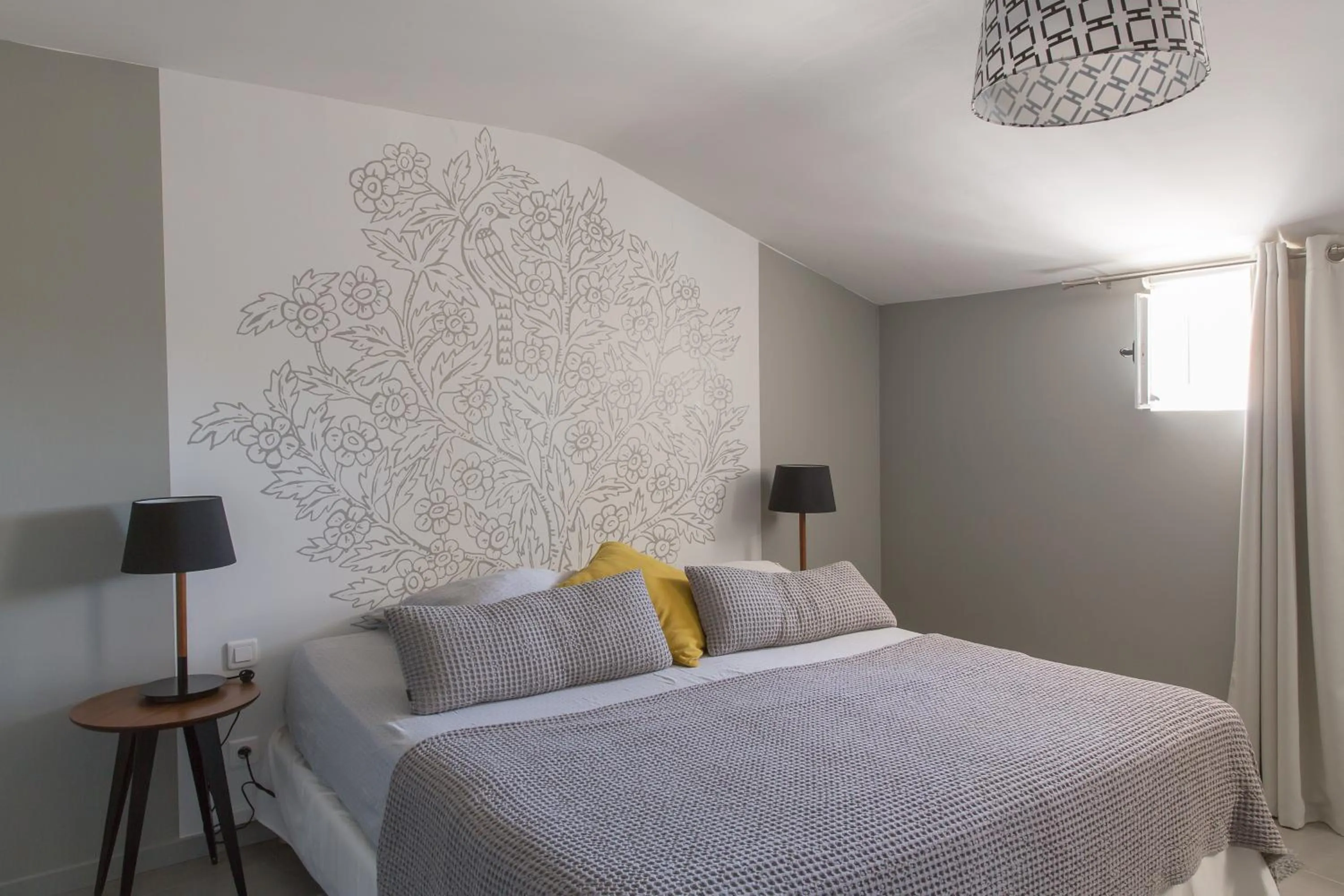 Bedroom, Bed in Le Mas des Alexandrins